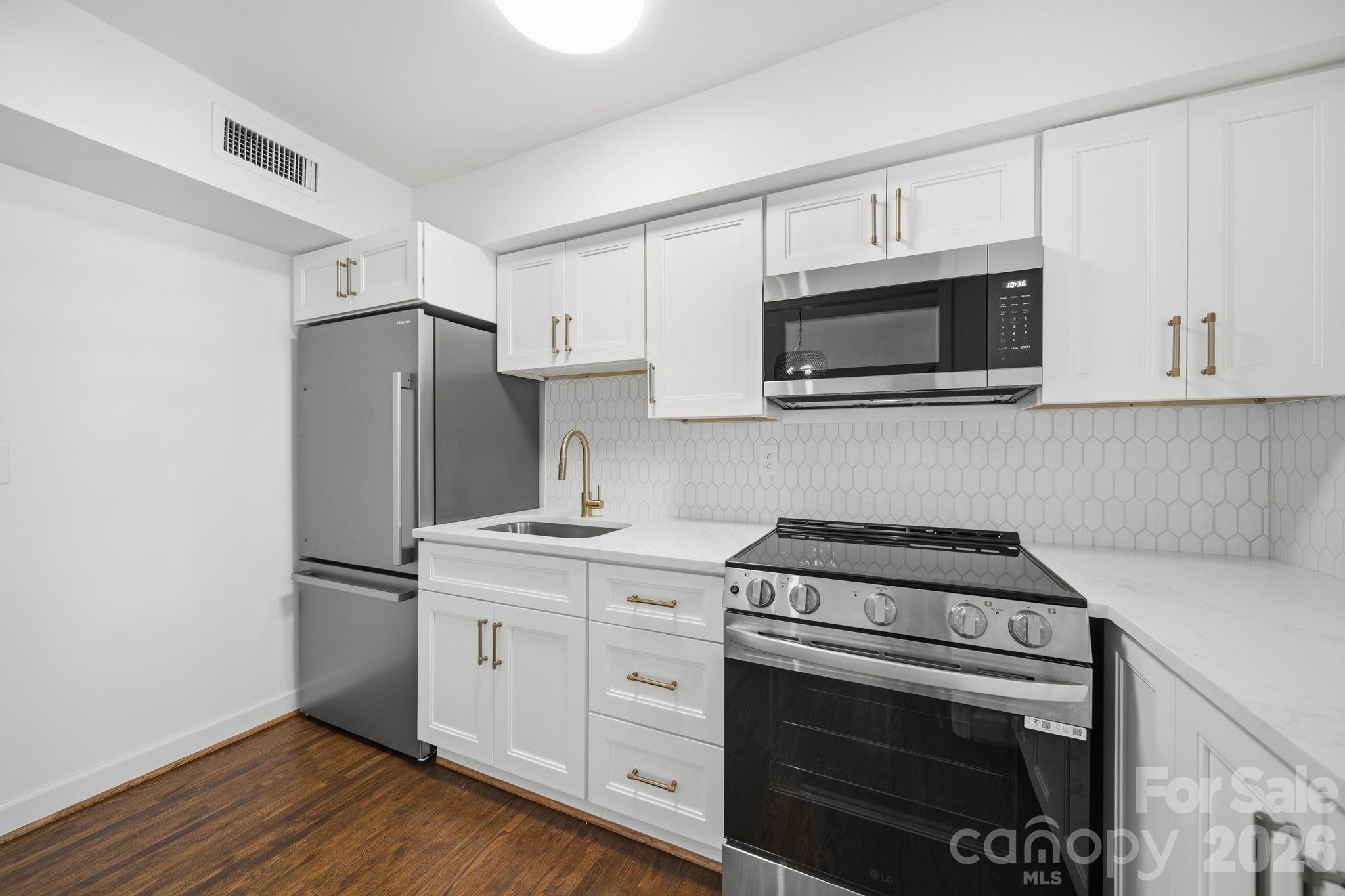 image of 920 Mcalway Rd #F, Charlotte, NC 28211 | MLS# 4411169