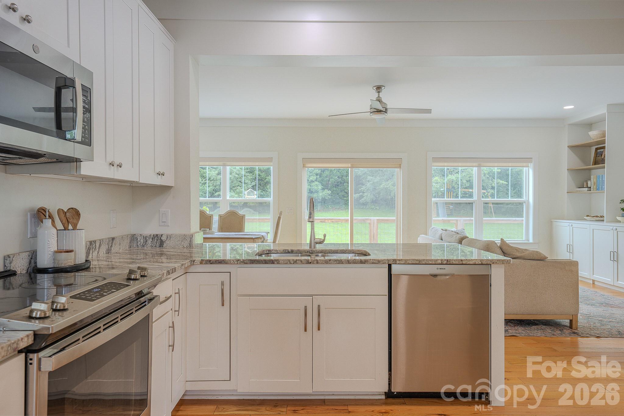 4th image of 160 Ridge View Dr, Clyde, NC 28721 | MLS# 4411209