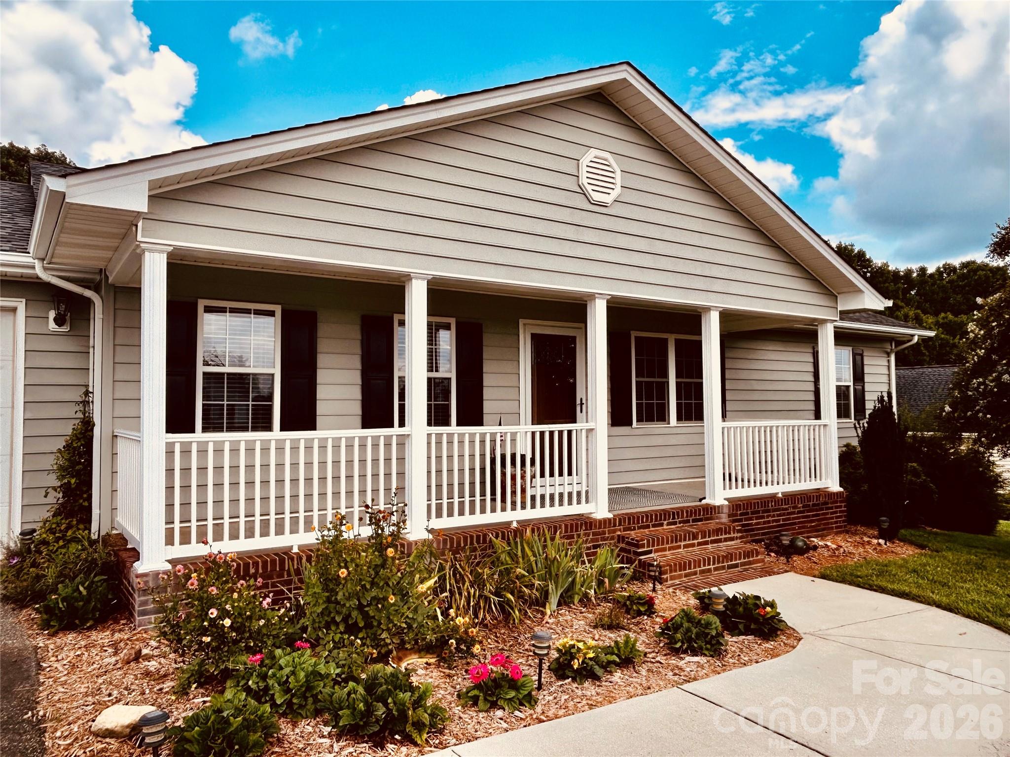 3rd image of 253 Stable Brook Ln, Taylorsville, NC 28681 | MLS# 4411348