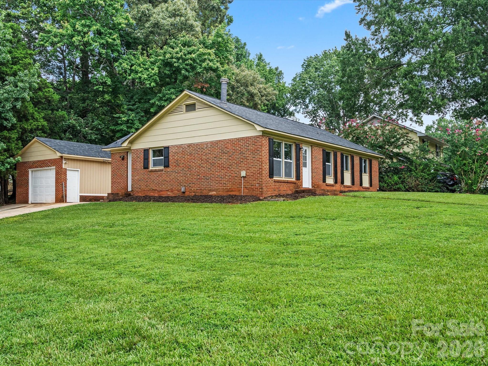 4th image of 5312 Larewood Dr, Charlotte, NC 28215 | MLS# 4411414
