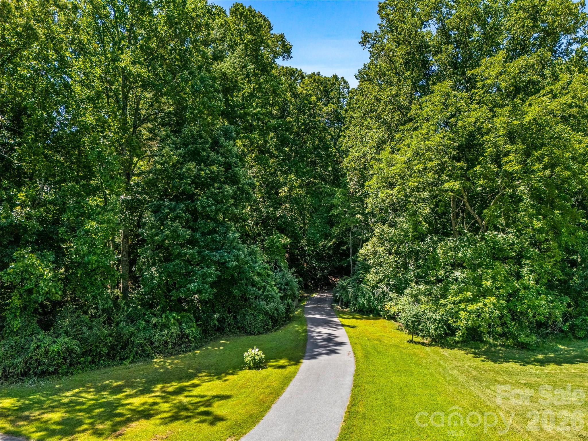 2nd image of 70 Promised Ridge Dr, Hendersonville, NC 28791 | MLS# 4411866