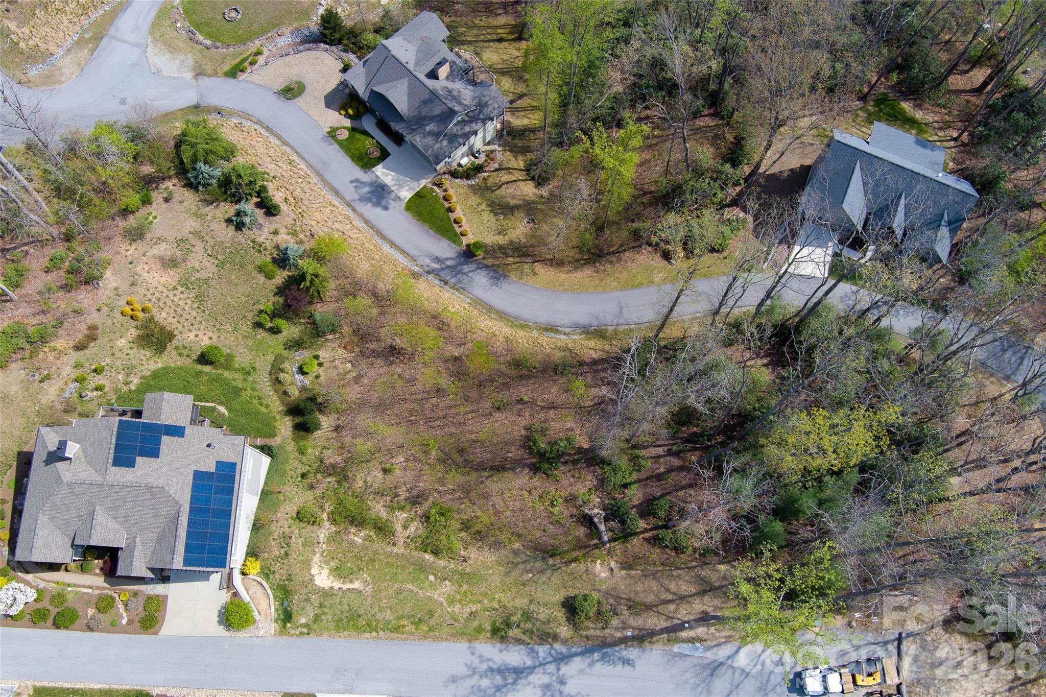 1st image of R5 Curtain Blf, Hendersonville, NC 28791 | MLS# 4411882