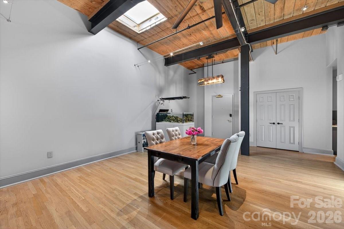 5th image of 310 Arlington Ave, Charlotte, NC 28203