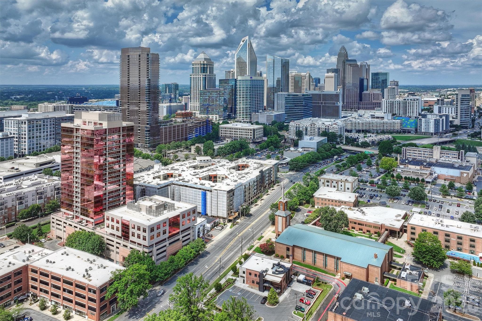 3rd image of The Arlington, Charlotte, NC 28203