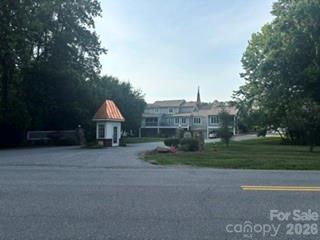 3rd image of 1007 21St Ave Ne, Hickory, NC 28601 | MLS# 4412321