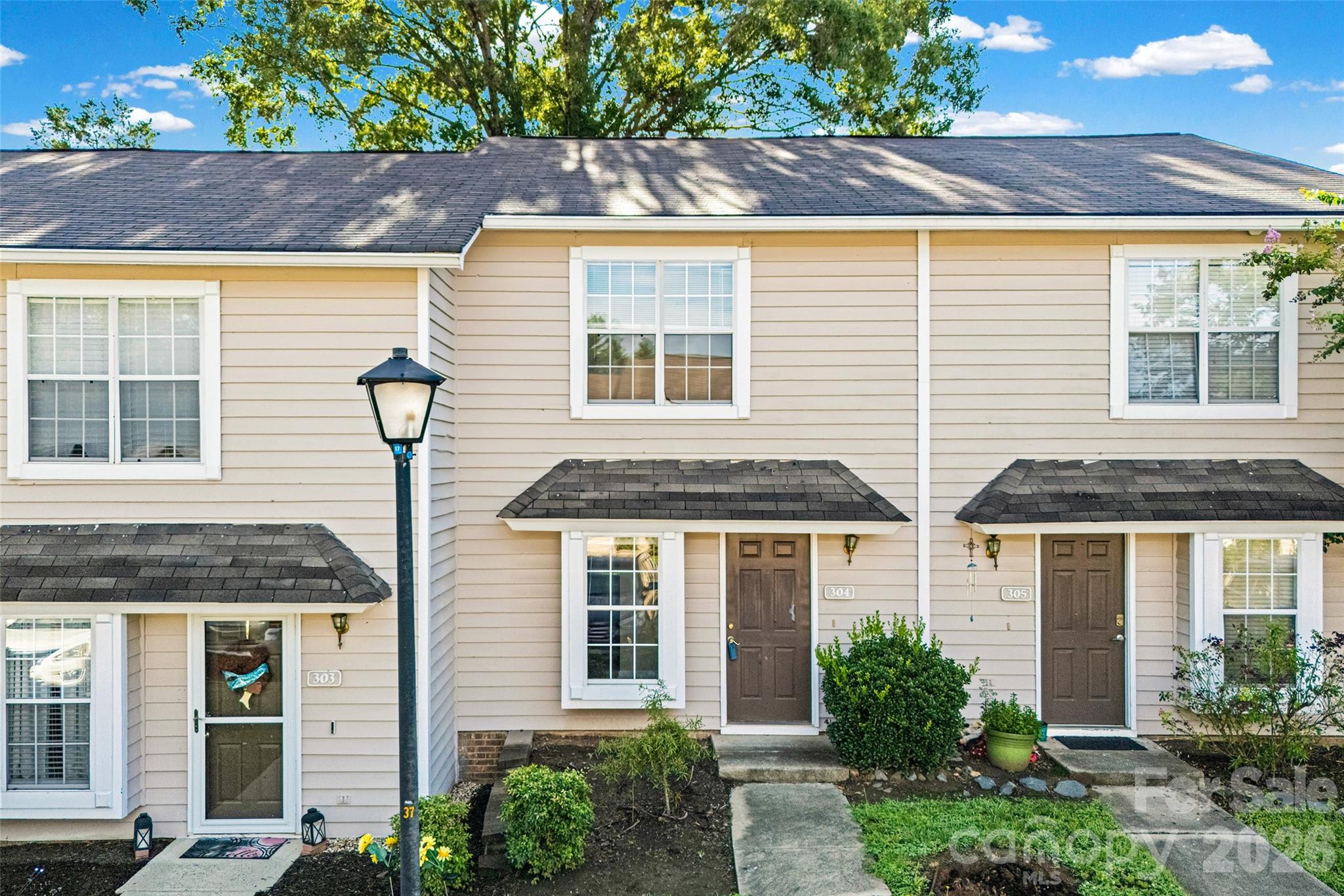 1st image of 304 Heritage Pkwy, Fort Mill, SC 29715 | MLS# 4413047