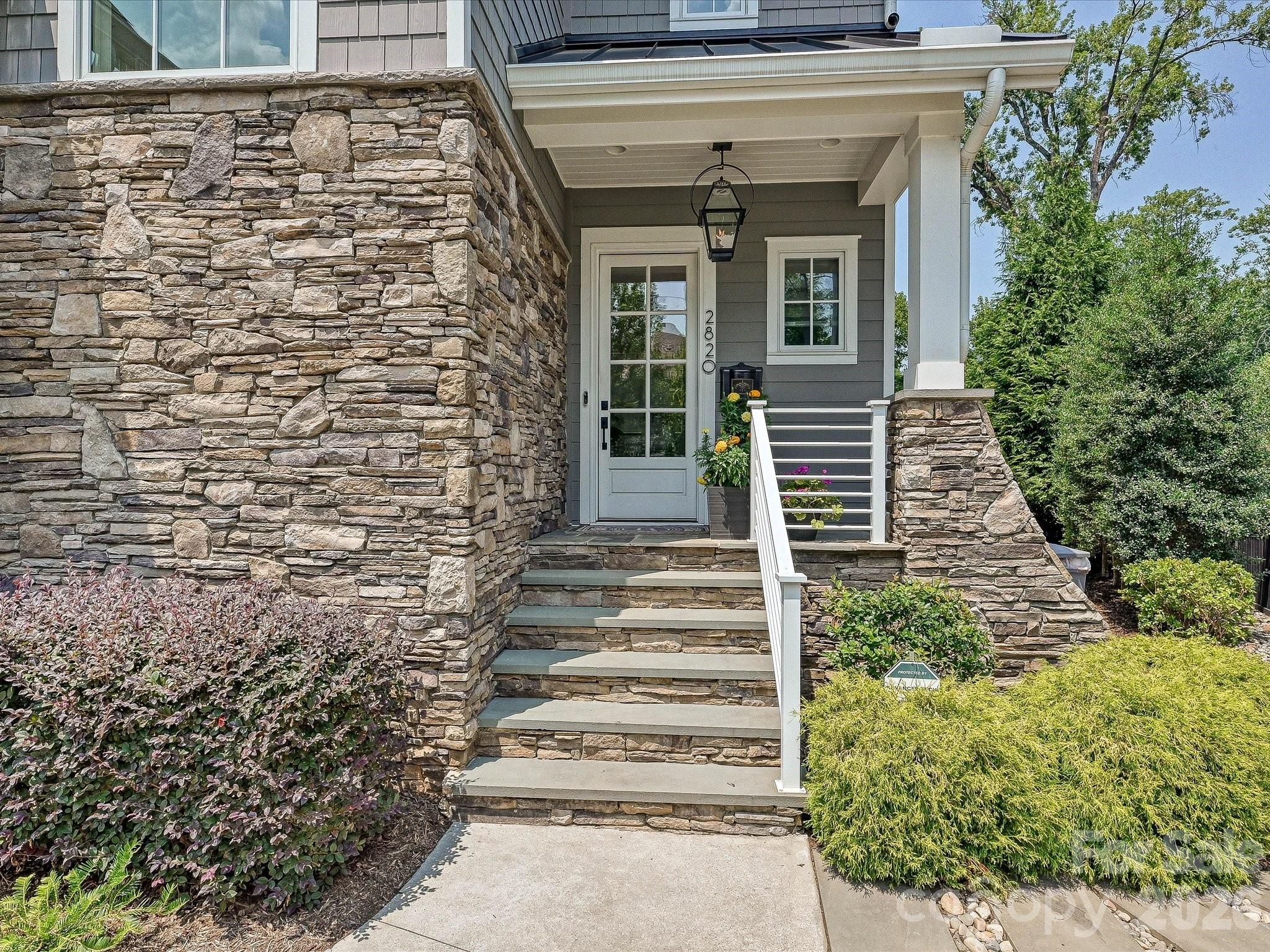2nd image of 2820 Irby Dr, Charlotte, NC 28209 | MLS# 4413472
