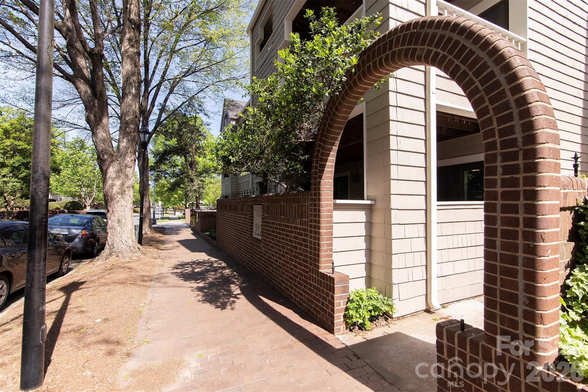 1st image of 212 W 10th St #17, Charlotte, NC 28202 | MLS# 4413530