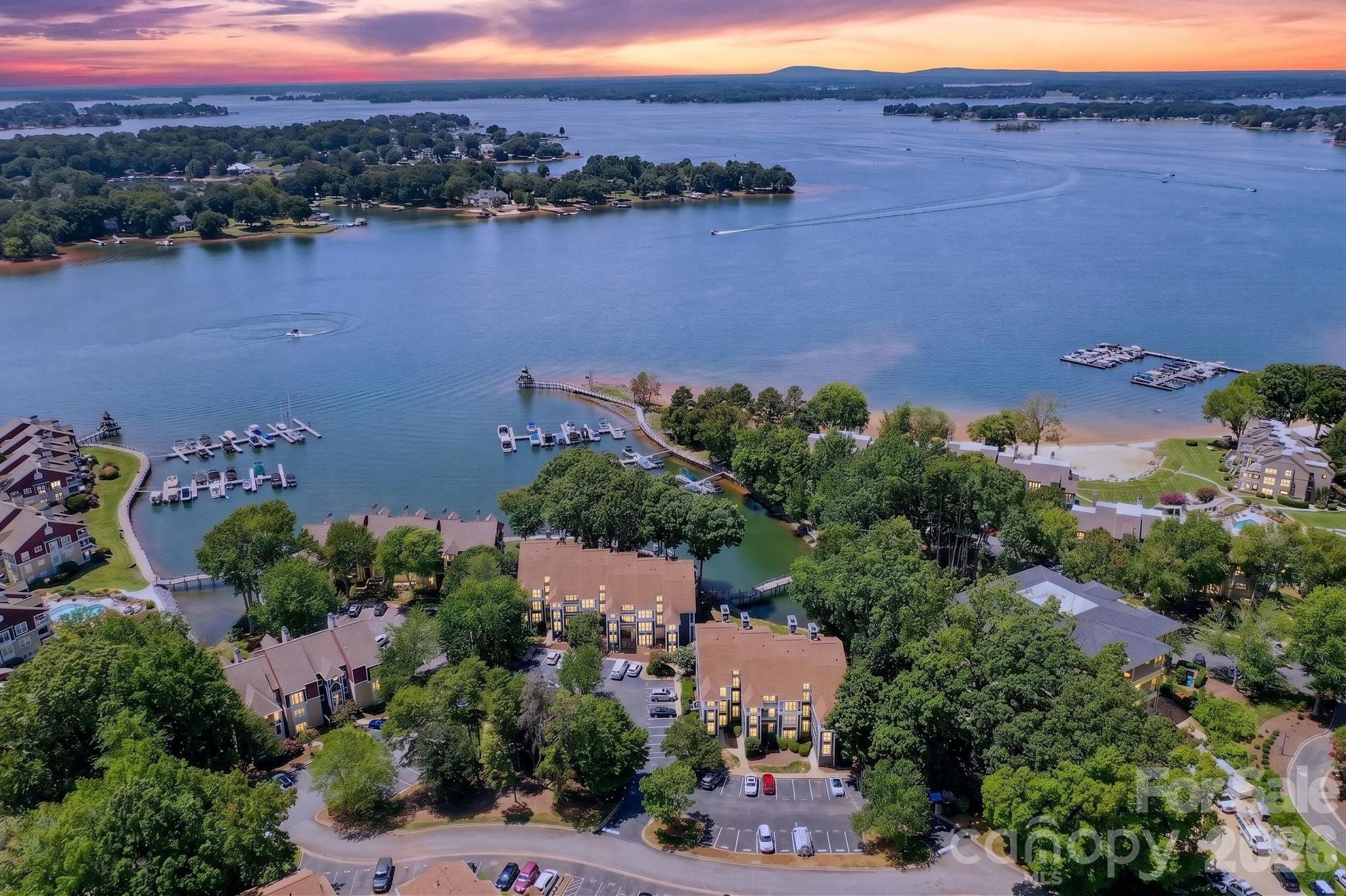 1st image of 712 Southwest Dr, Davidson, NC 28036 | MLS# 4414014