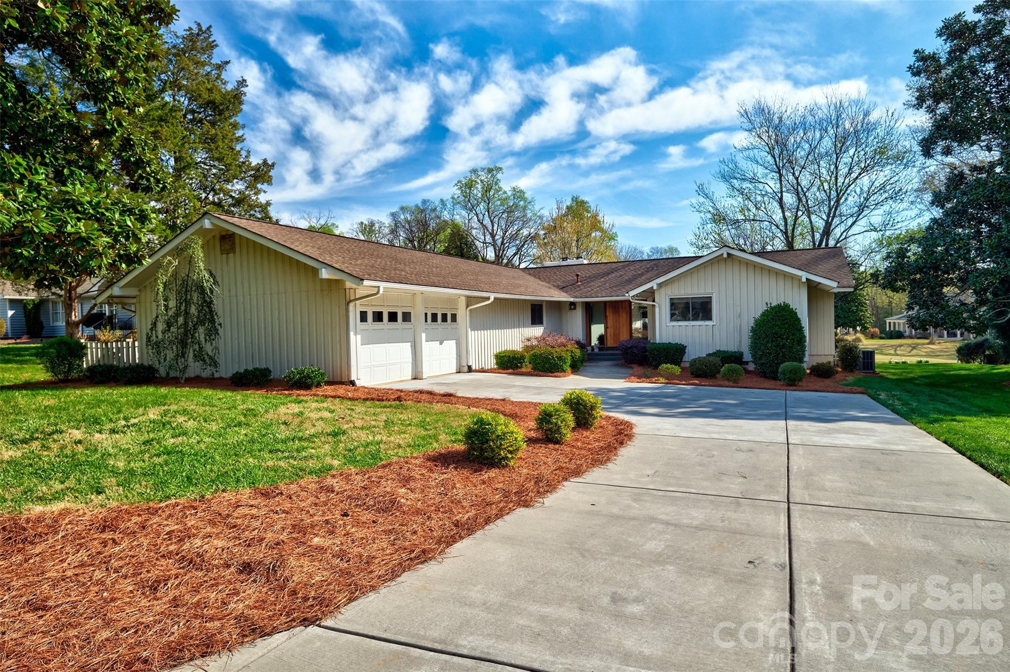 1st image of 27 Apple Orchard Ln, Clover, SC 29710 | MLS# 4414033
