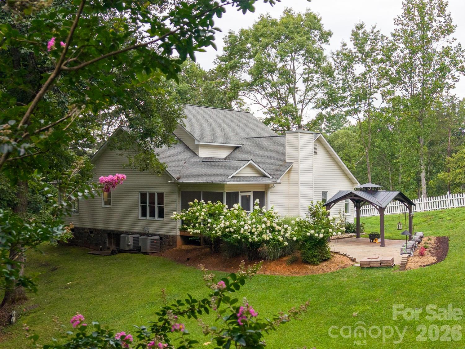 3rd image of 48 Main Tr, Franklin, NC 28734 | MLS# 4414128