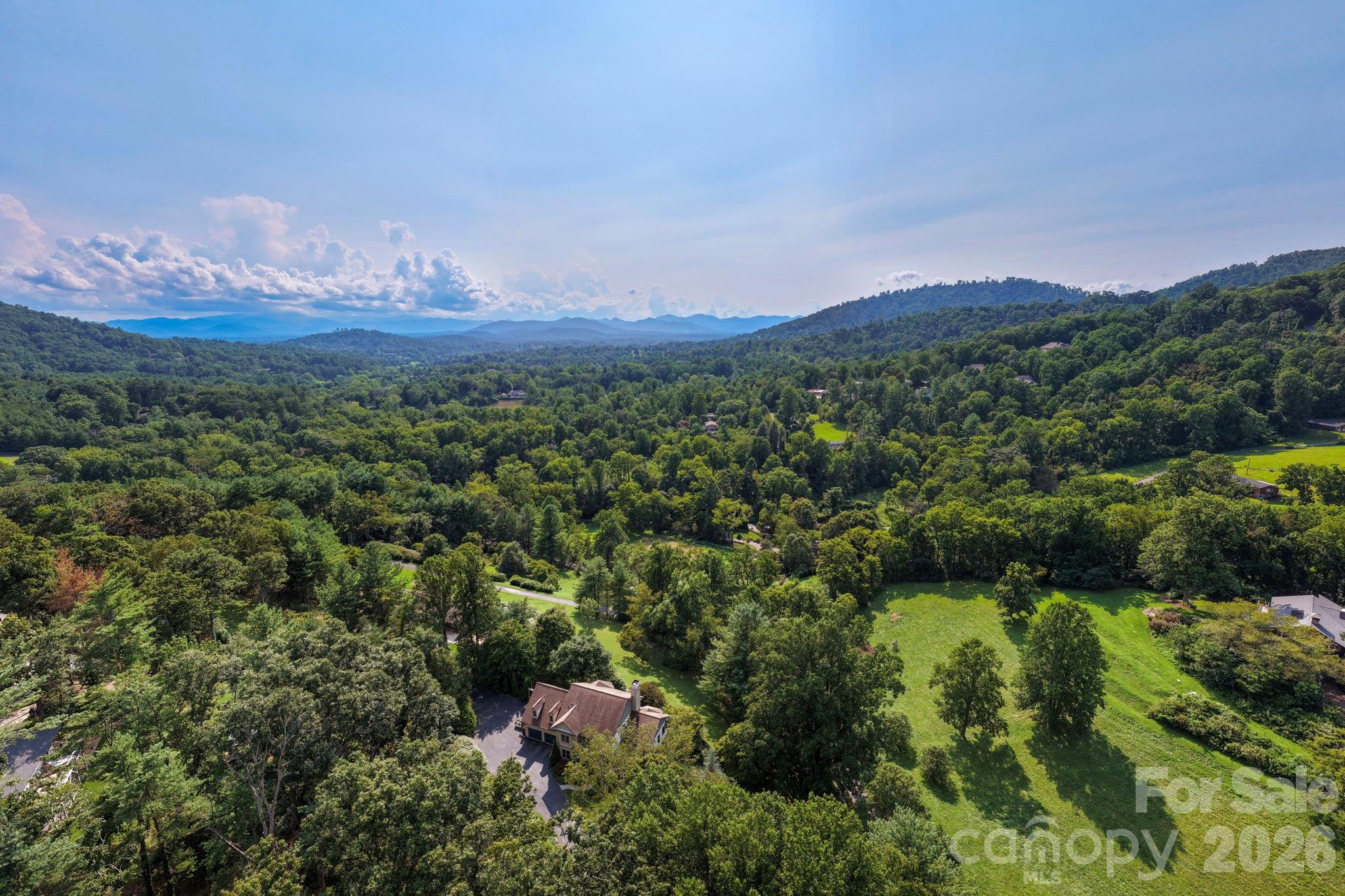 44th image of 10 Blackberry Ln, Asheville, NC 28804 | MLS# 4414280