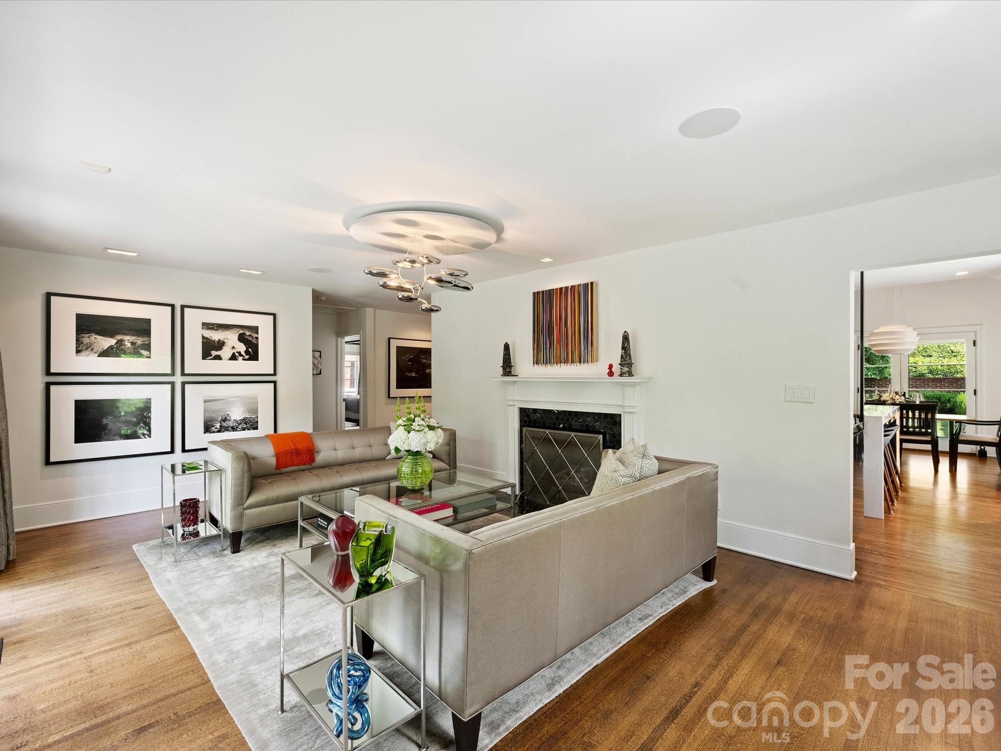 3rd image of 943 Romany Rd, Charlotte, NC 28203 | MLS# 4414377