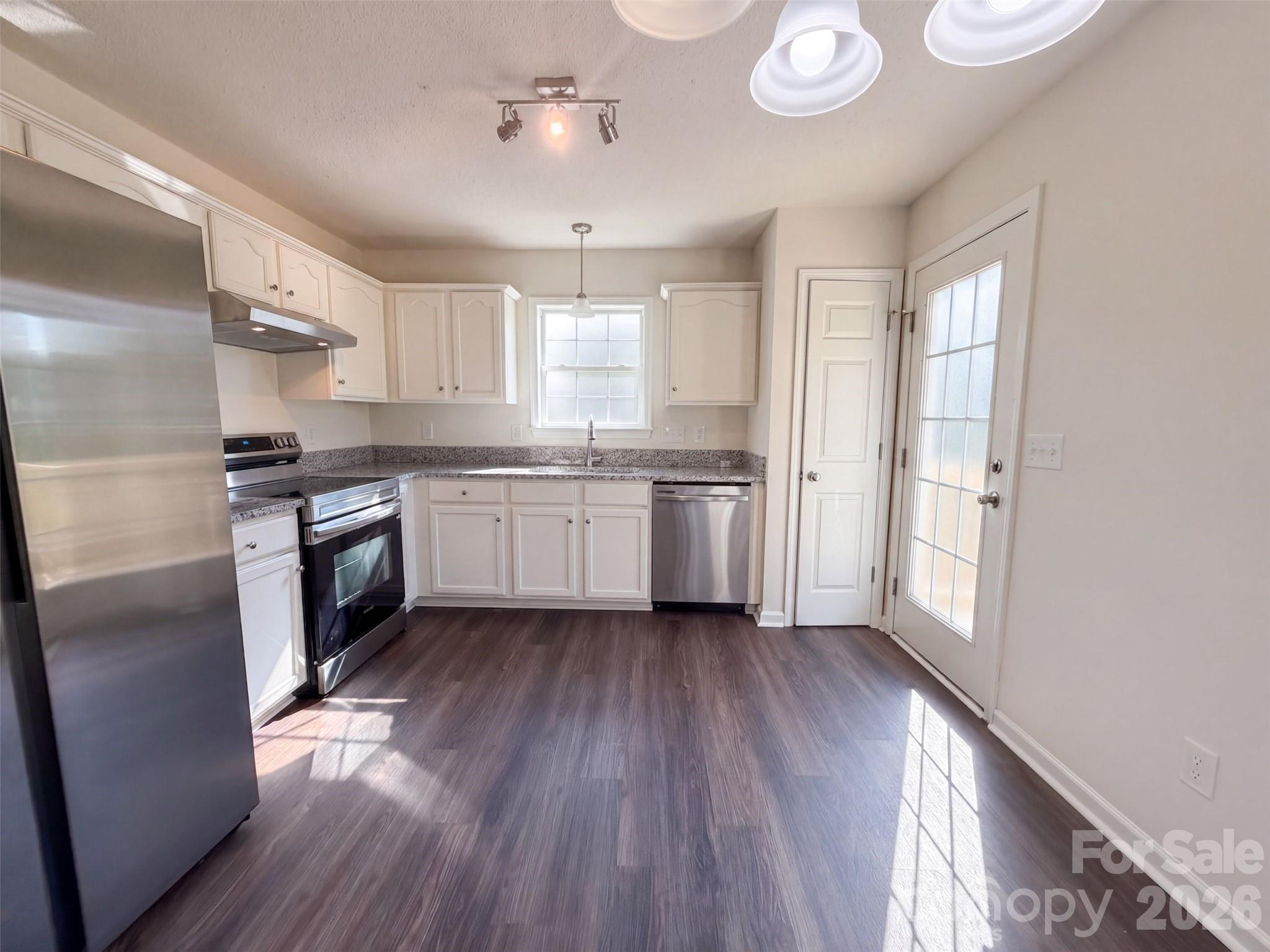 3rd image of 1667 Oakview Wy, Rock Hill, SC 29730 | MLS# 4415405
