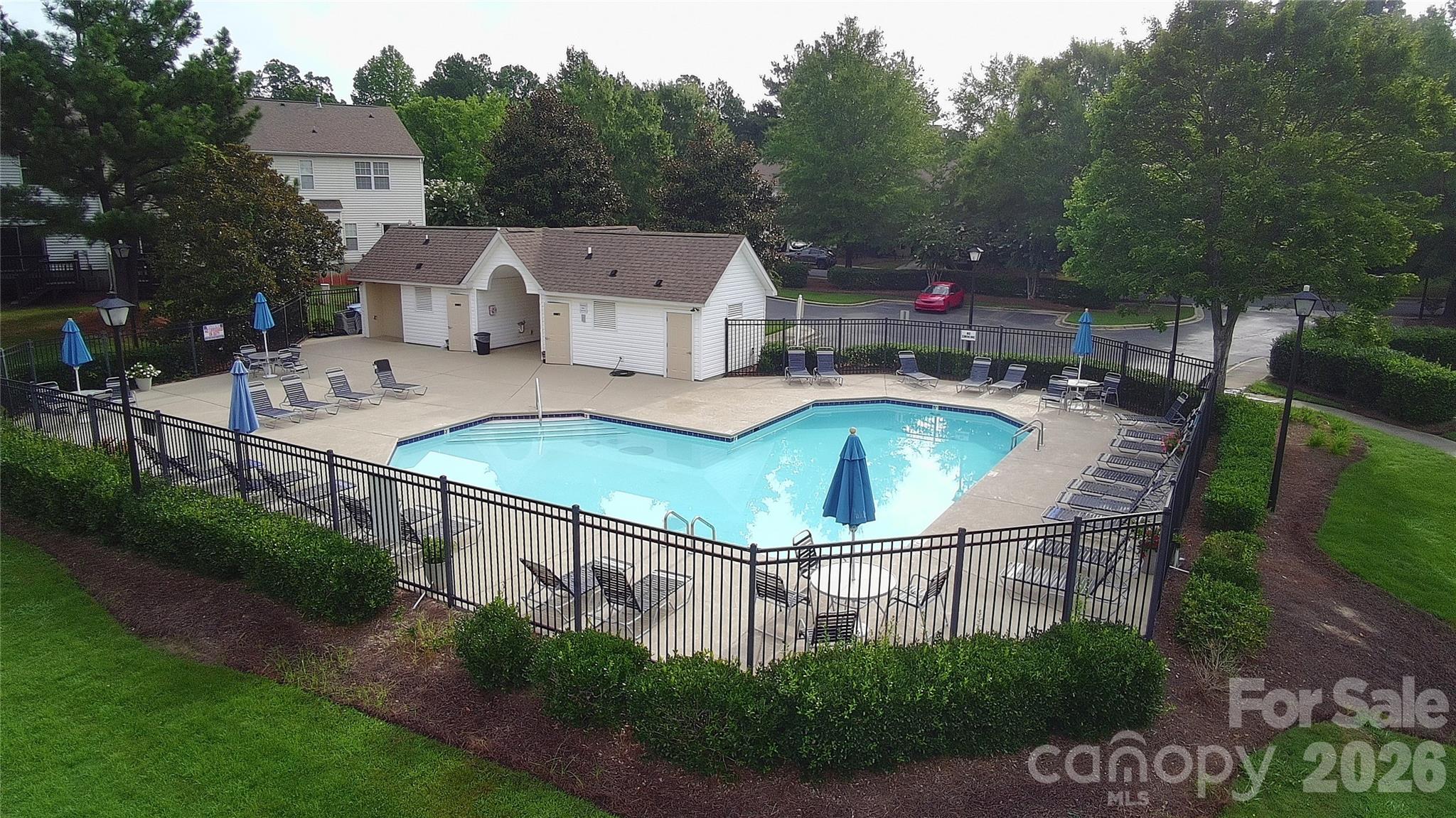 41st image of 15583 Stronvar House Ln, Charlotte, NC 28277 | MLS# 4415520