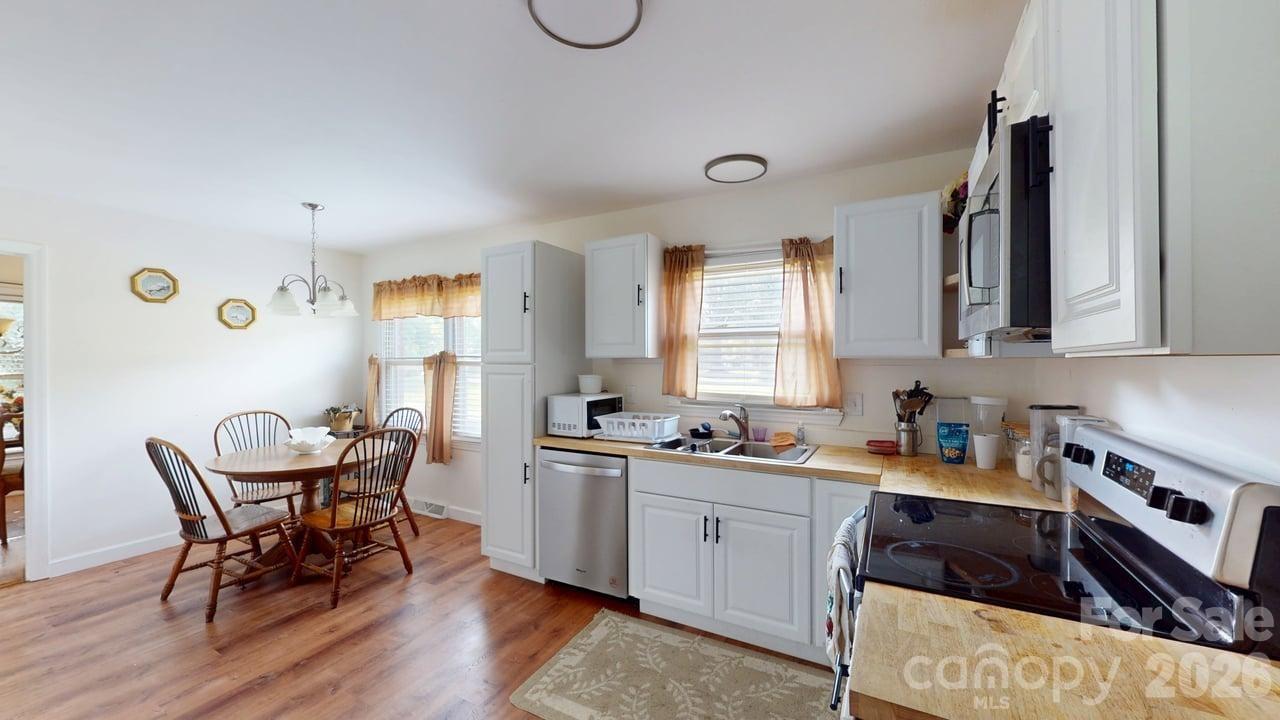 4th image of 2605 Kimberly Dr, Monroe, NC 28110 | MLS# 4415526