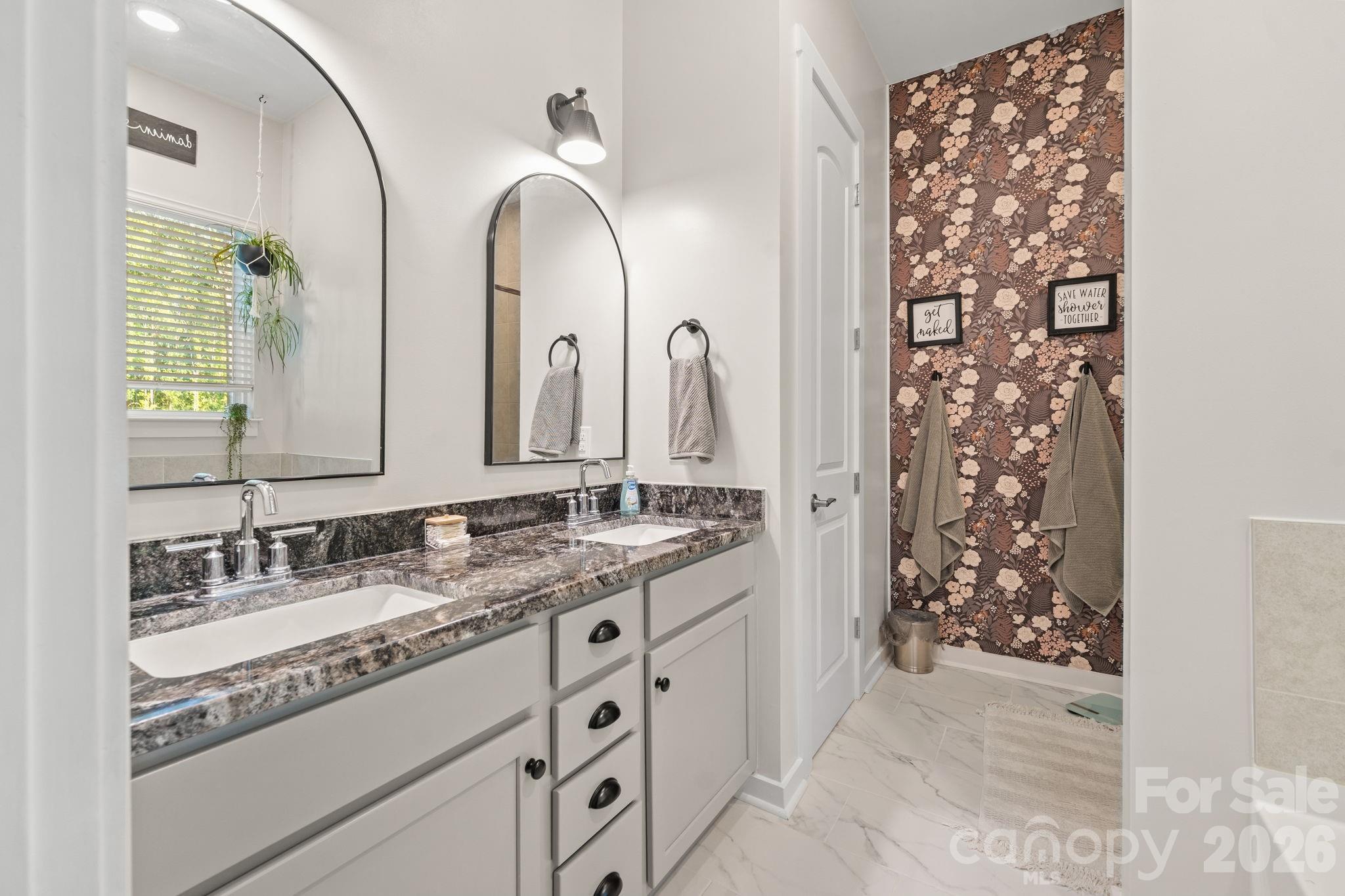 Photo 4 of Single family home for sale at 4298 Brandy Crk Ct, Clover, SC 29710 | MLS# 4416372 | Listing updated on 2026-09-03