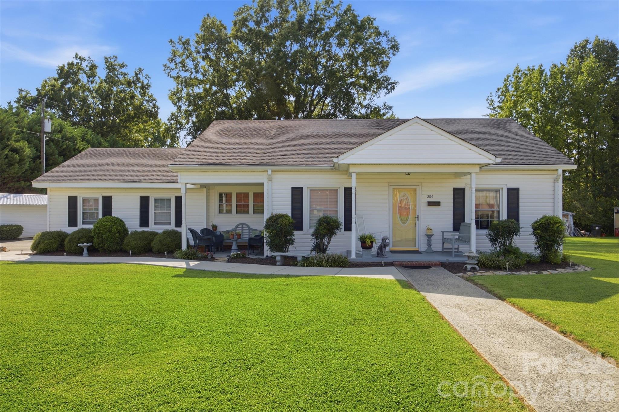 1st image of 204 Memorial Dr, Clover, SC 29710 | MLS# 4416477