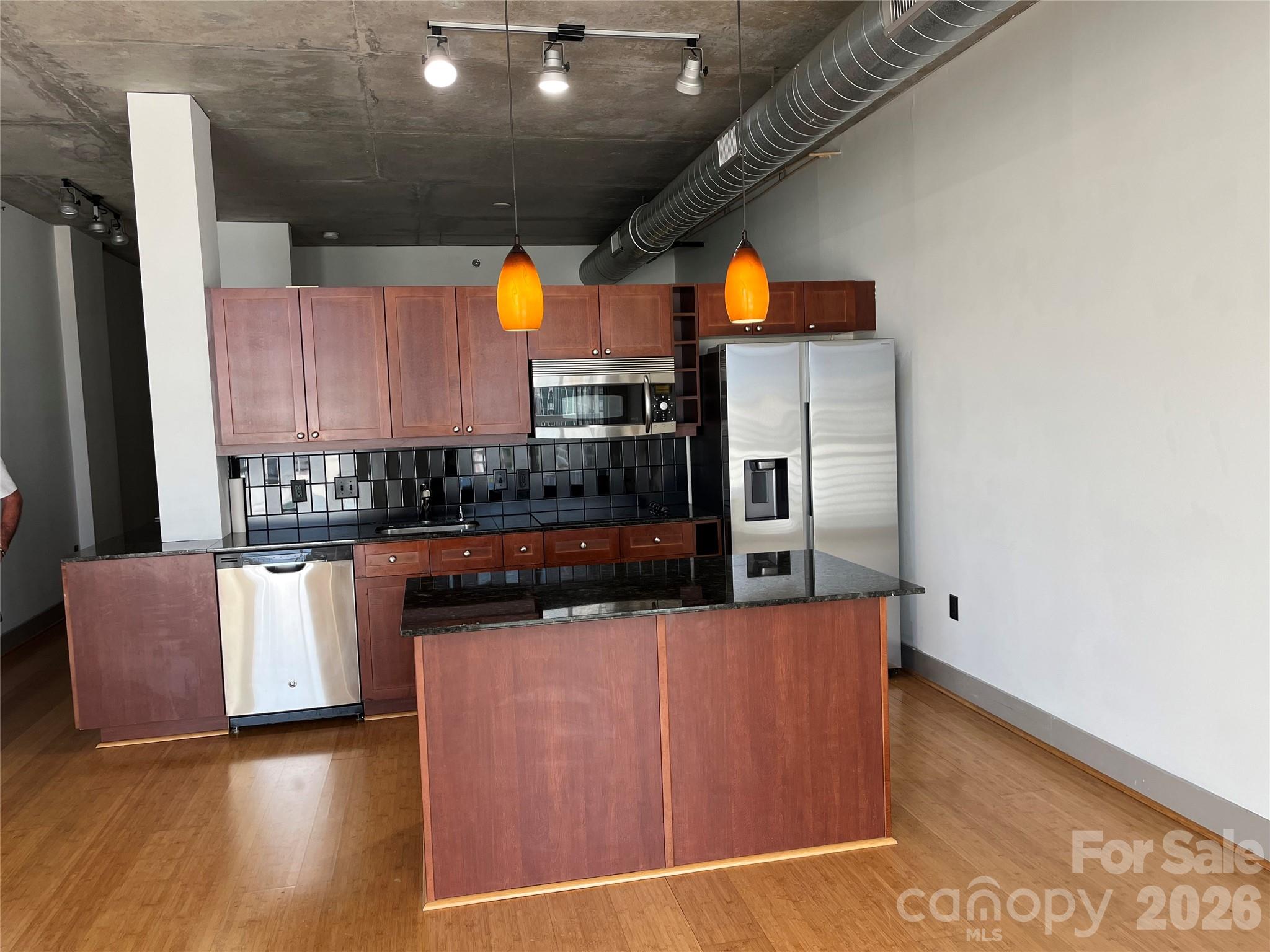 2nd image of 505 E 6th St, Charlotte, NC 28202 | MLS# 4416730
