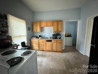 5th image of 303 W B St, Newton, NC 28658 | MLS# 4416773