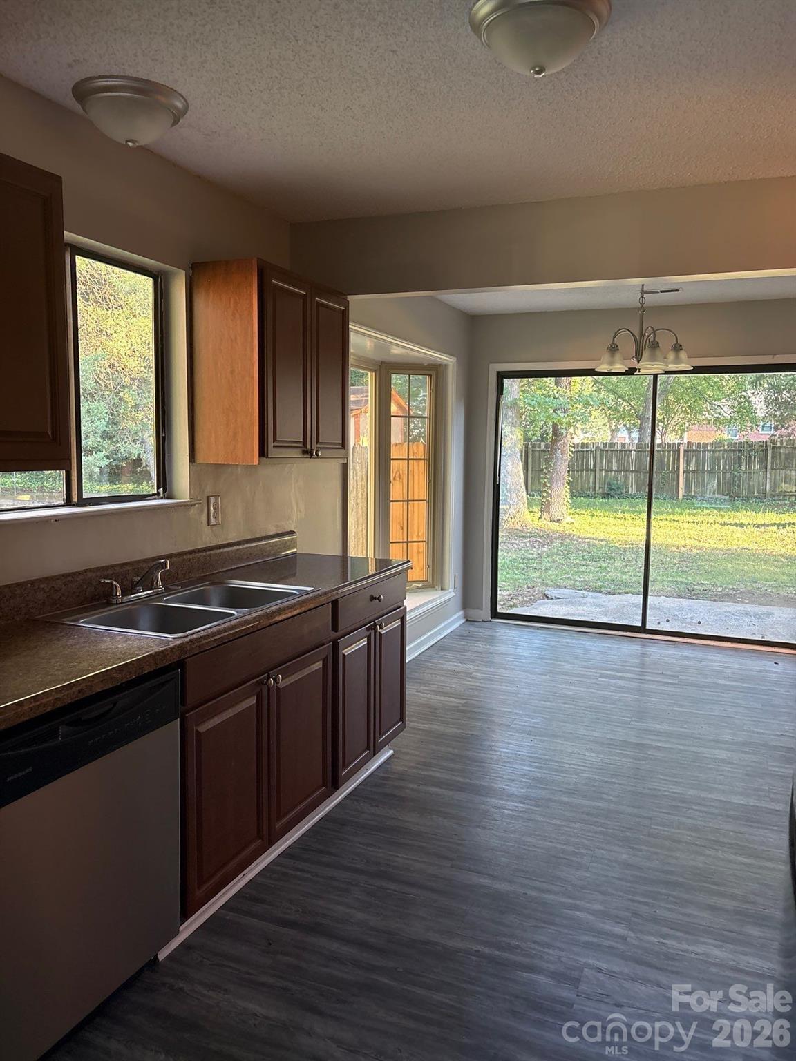 5th image of 6701 Woodthrush Dr, Charlotte, NC 28227 | MLS# 4416822