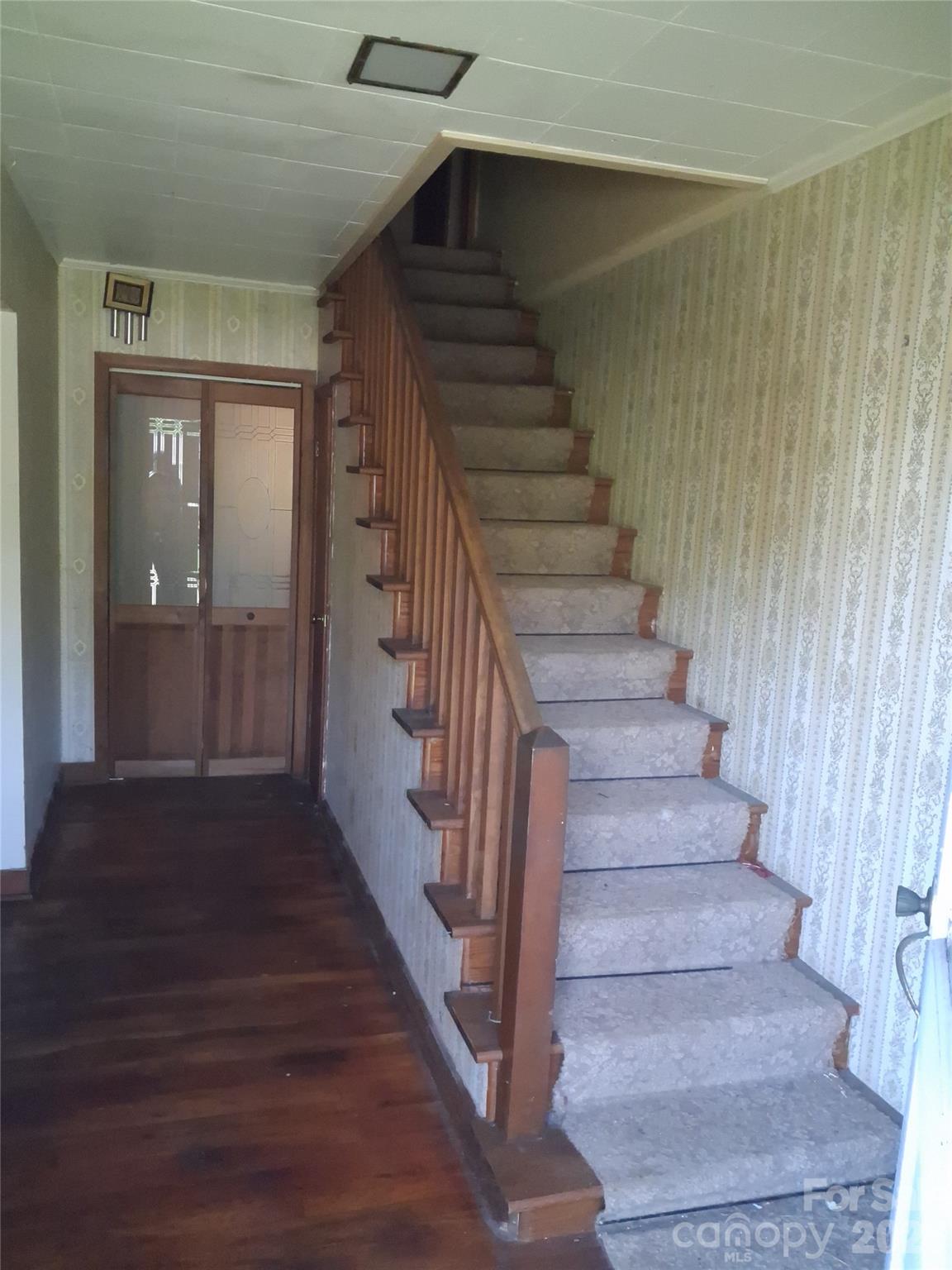 Photo 3 of Single family home for sale at 50 Ashworth Cir, Marion, NC 28752 | MLS# 4417123 | Listing updated on 2026-09-04