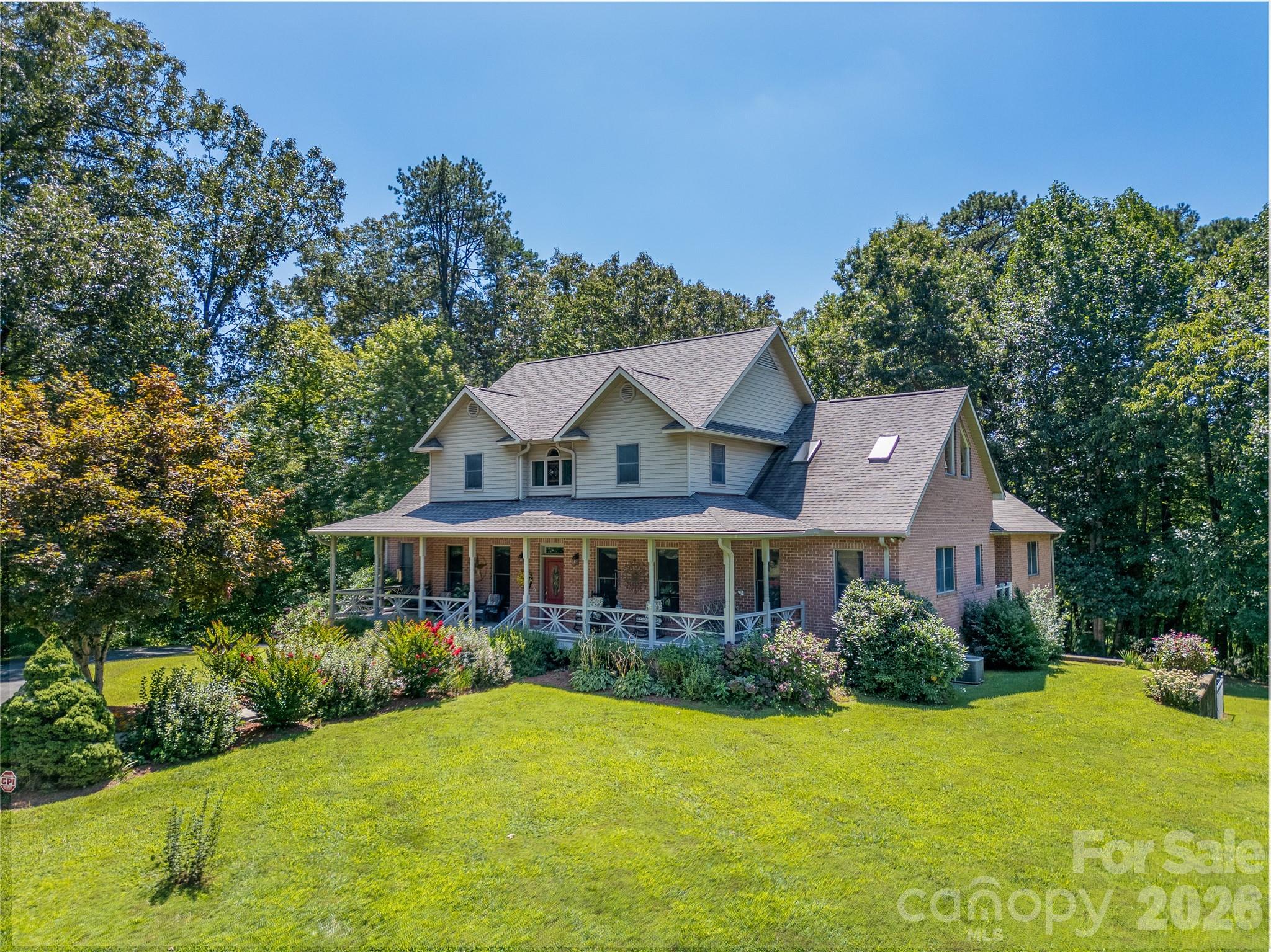 Photo 3 of Single family home for sale at 832 Asheville Hwy, Sylva, NC 28779 | MLS# 4417137 | Listing updated on 2026-09-05
