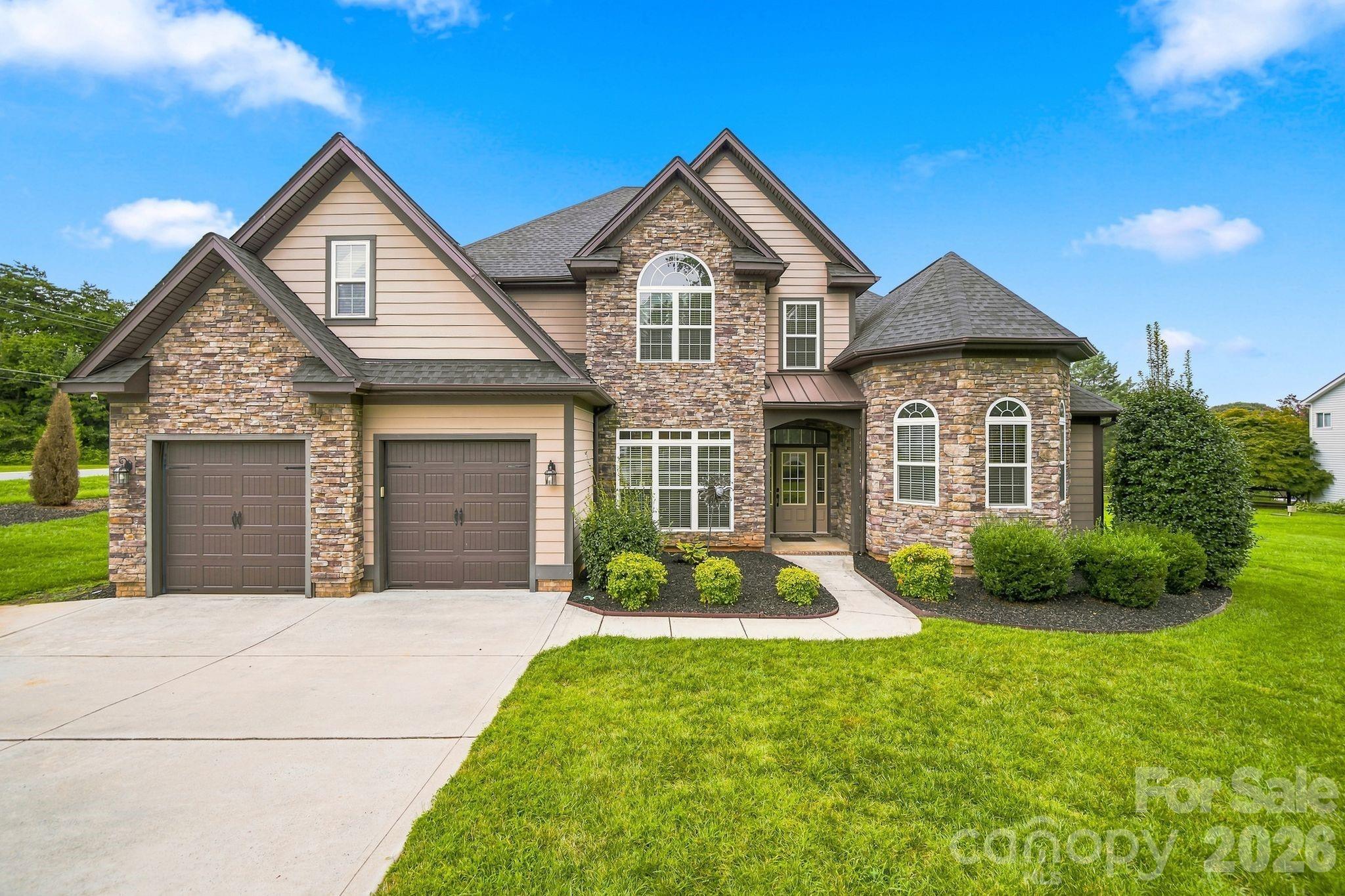 1st image of 103 Webbed Foot Rd, Mooresville, NC 28117 | MLS# 4417495