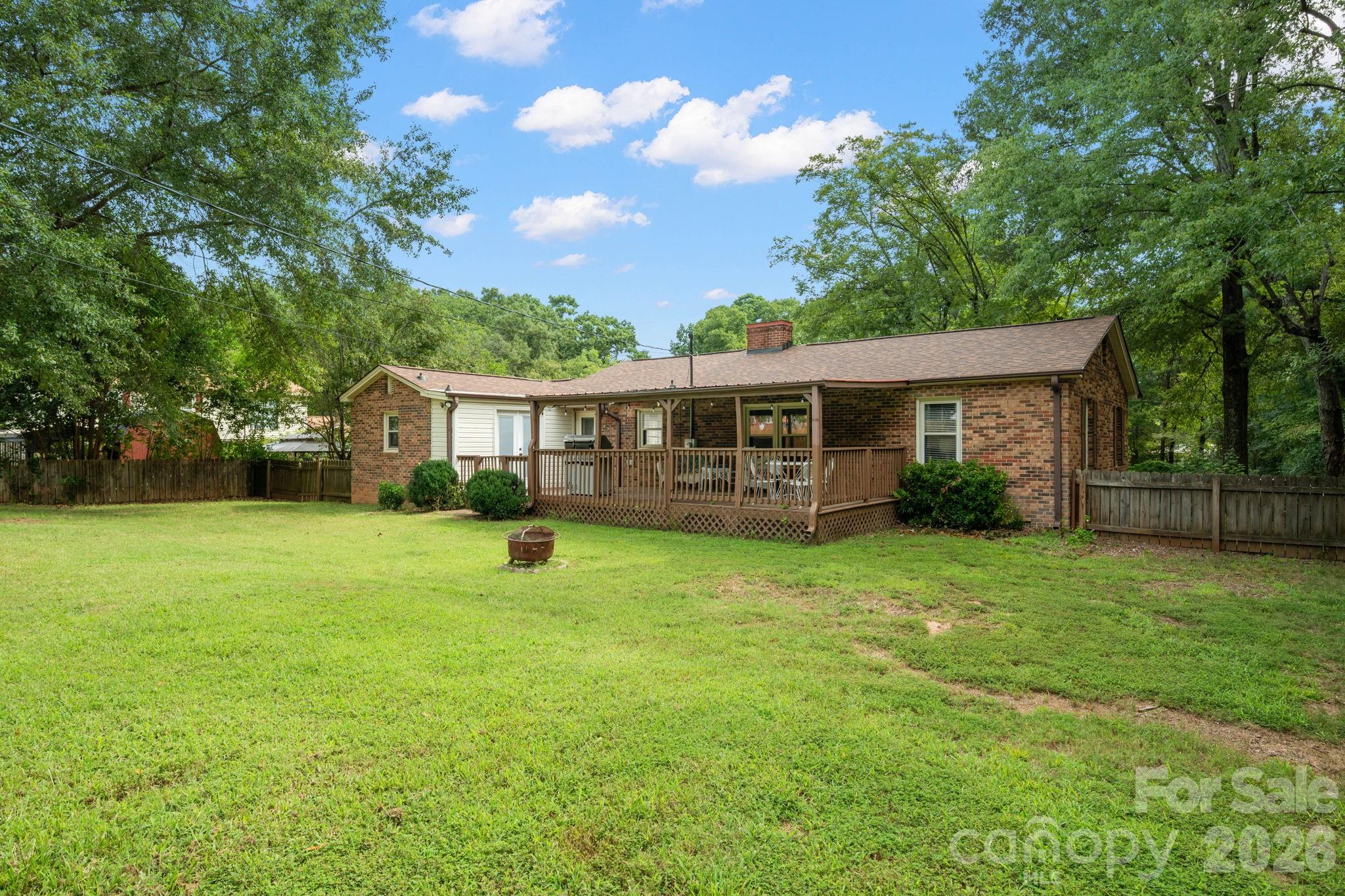 image of 815 Katherine Ave, Kings Mountain, NC 28086 | MLS# 4417510