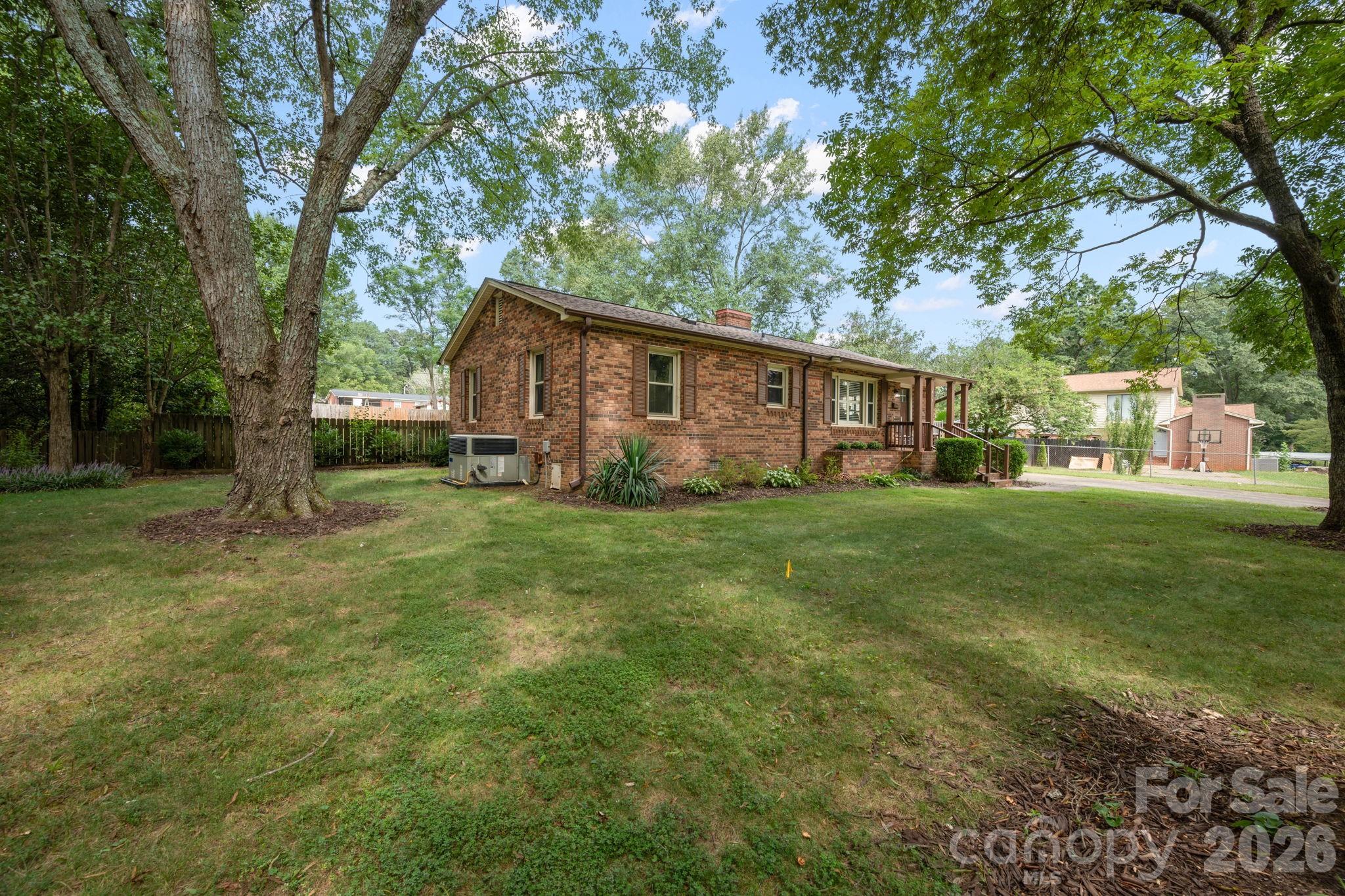 image of 815 Katherine Ave, Kings Mountain, NC 28086 | MLS# 4417510