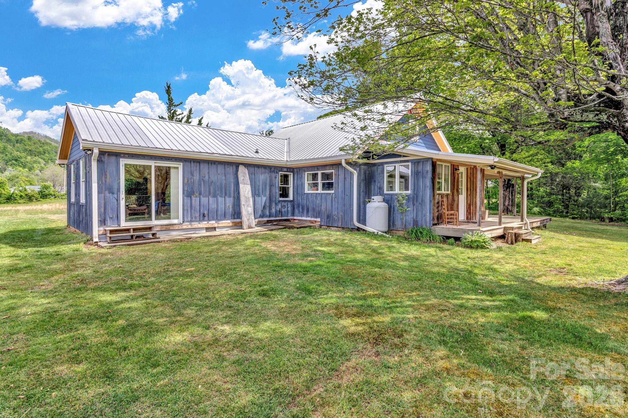 5th image of 45 Sugar Cove Rd #1, Weaverville, NC 28787 | MLS# 4417620