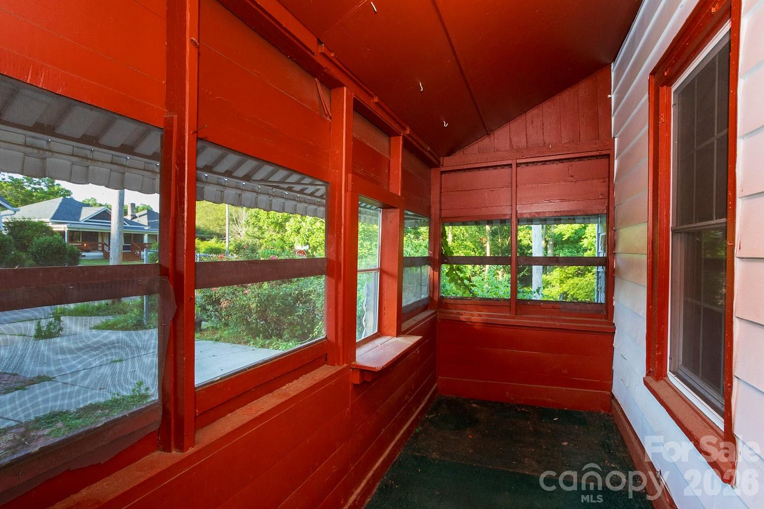 35th image of 91 Clingman Ave, Asheville, NC 28801 | MLS# 4417638