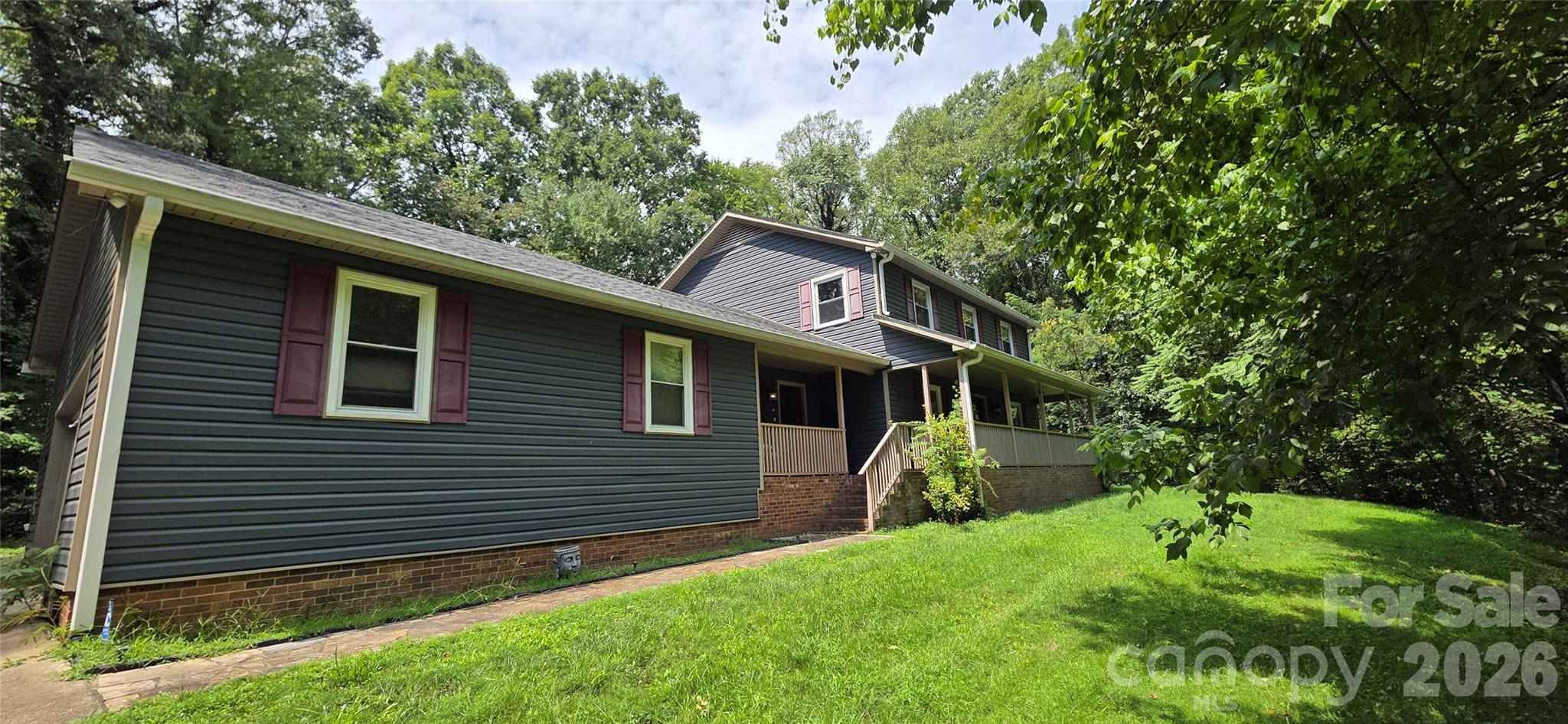 2nd image of 8979 Twin Lake Dr, Kernersville, NC 27284 | MLS# 4417656