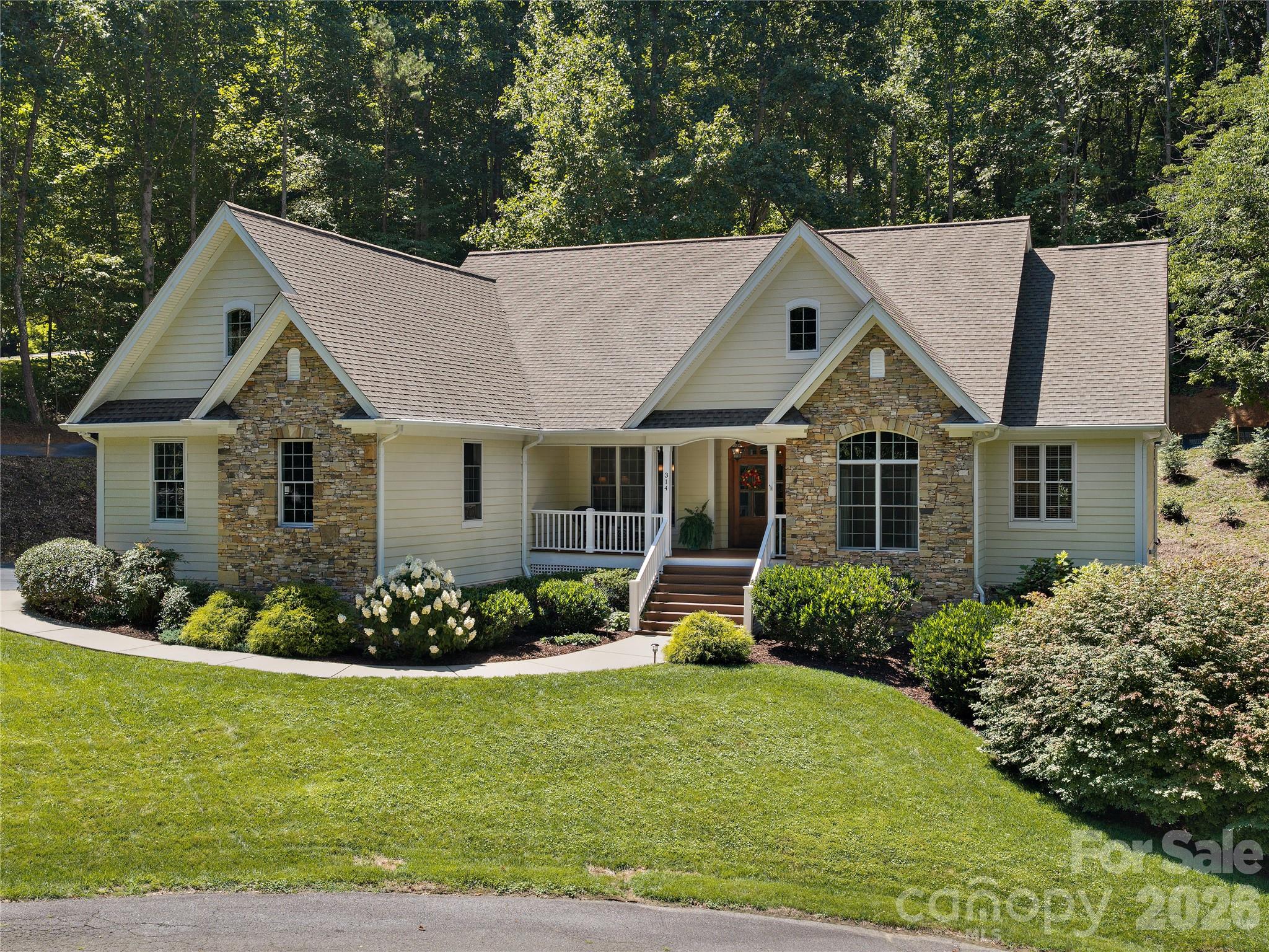 1st image of 314 Summerset Dr, Clyde, NC 28721 | MLS# 4417717