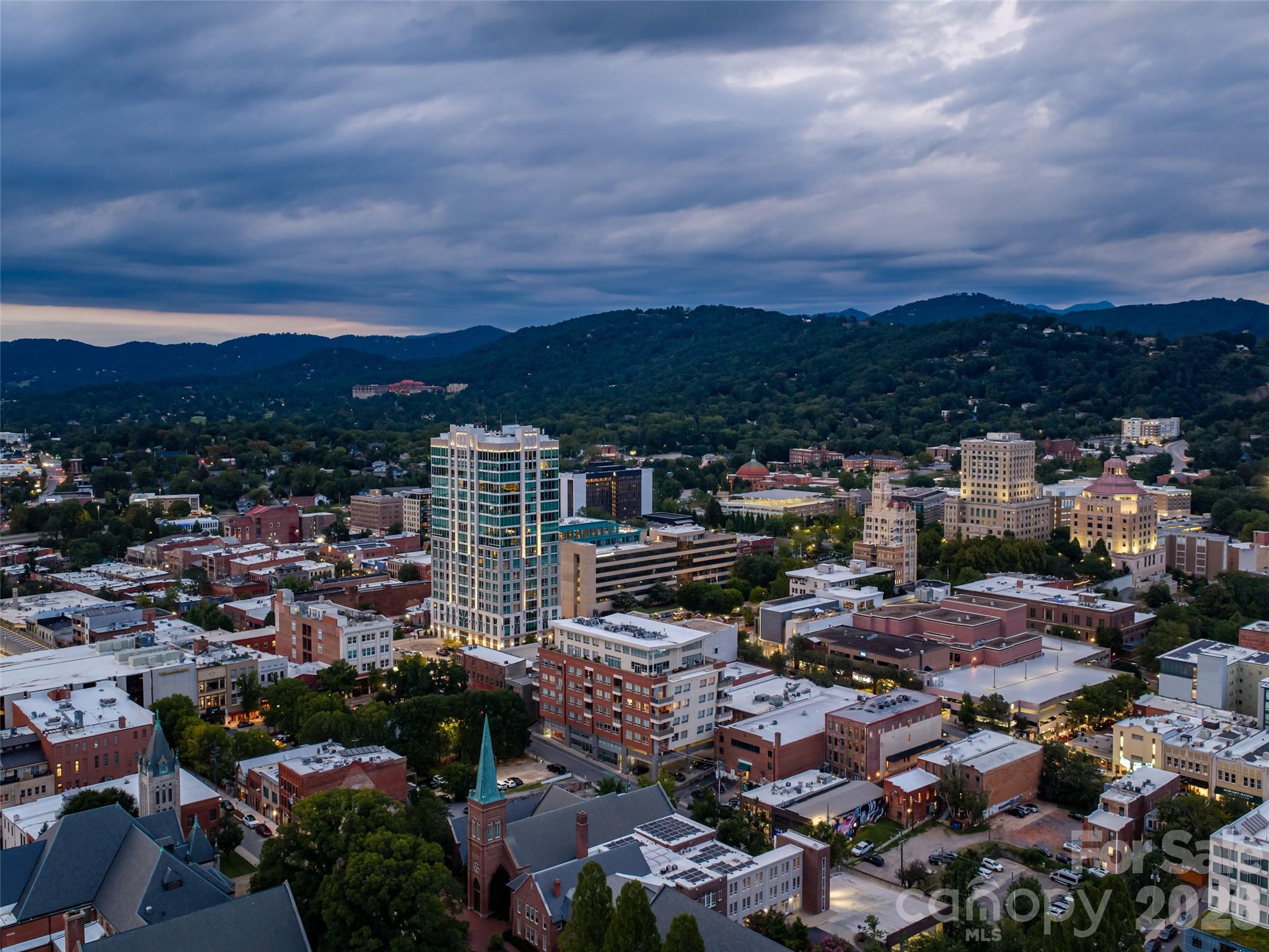 5th image of 12 S Lexington Ave #407, Asheville, NC 28801 | MLS# 4417722