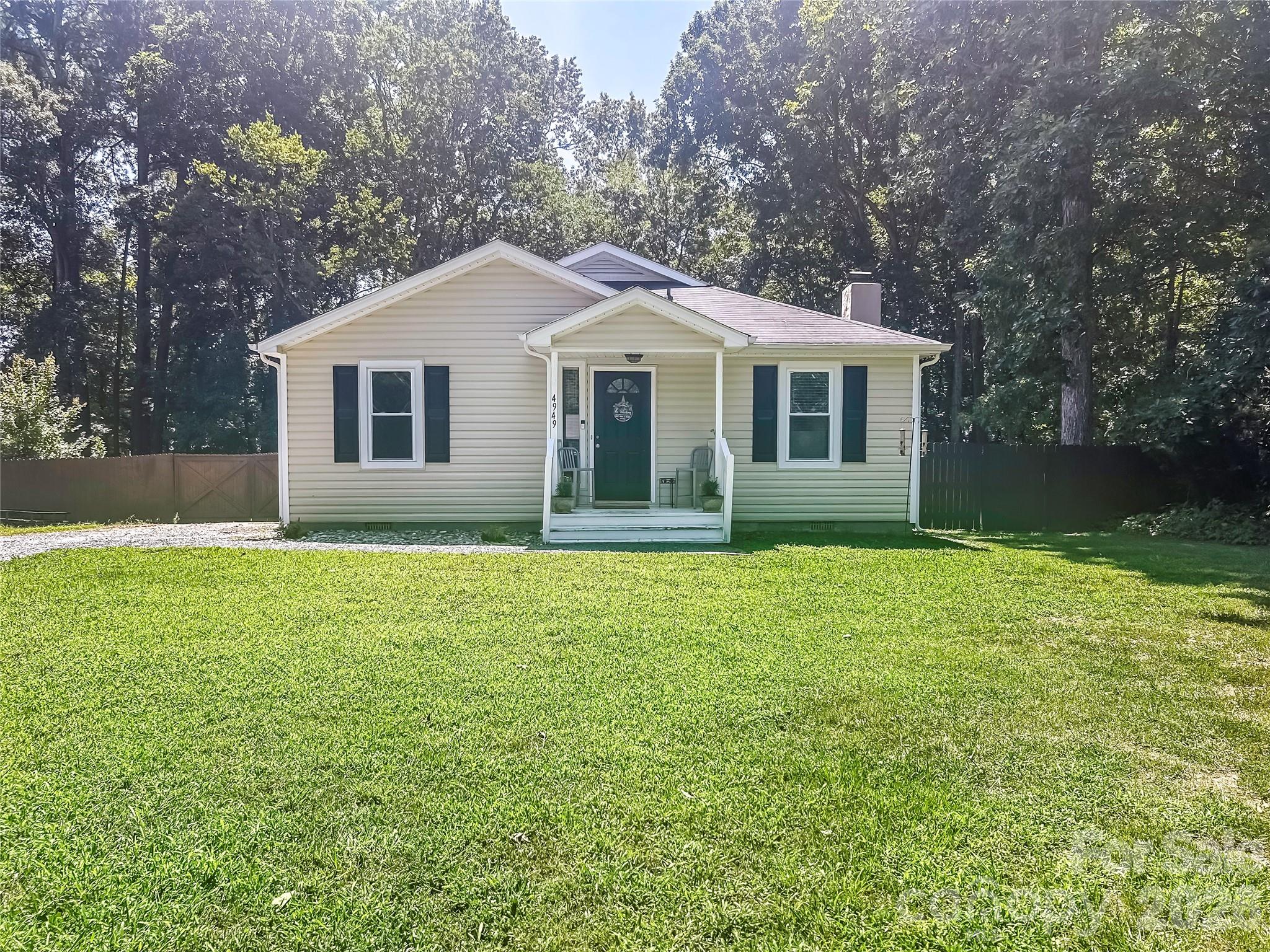 2nd image of 4949 Country Oaks Rd, Rock Hill, SC 29732 | MLS# 4417936