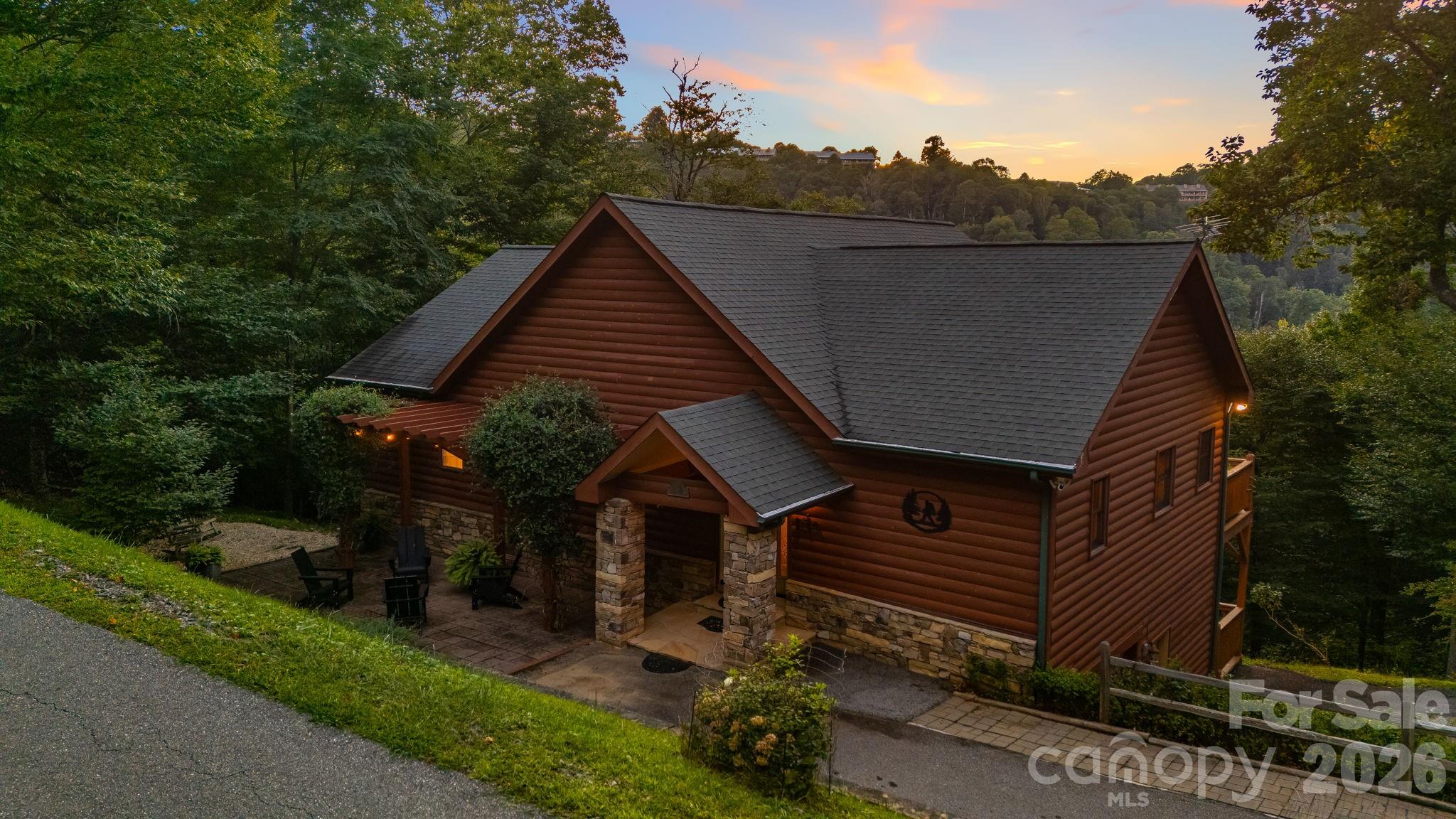 Photo 1 of Single family home for sale at 32 Zebulon Ln, Mars Hill, NC 28754 | MLS# 4417951 | Listing updated on 2026-09-04