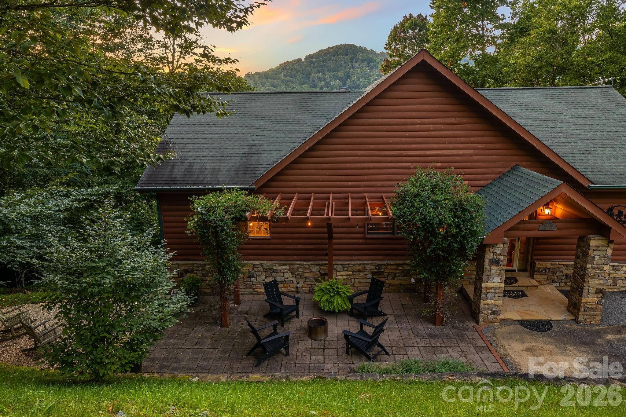Photo 3 of Single family home for sale at 32 Zebulon Ln, Mars Hill, NC 28754 | MLS# 4417951 | Listing updated on 2026-09-04