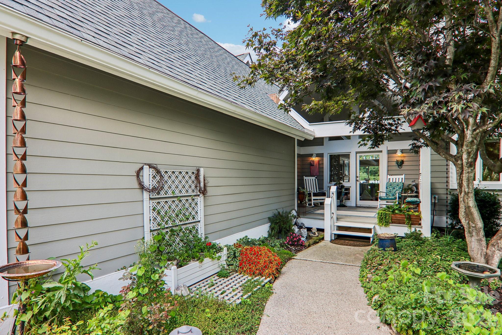 4th image of 146 Overlook Dr, Flat Rock, NC 28731 | MLS# 4418030
