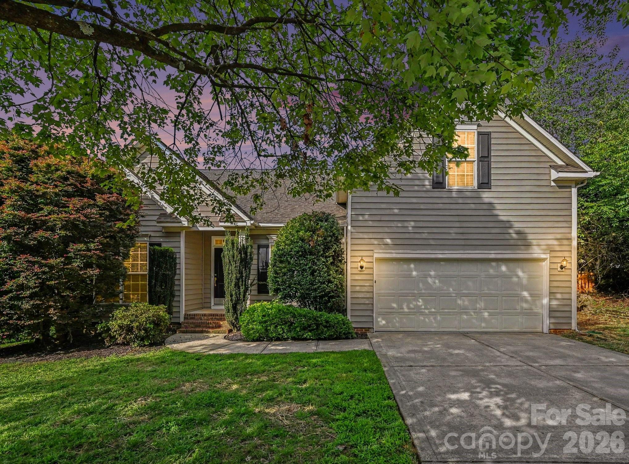 2nd image of 400 Amersham Ln, Waxhaw, NC 28173 | MLS# 4418171