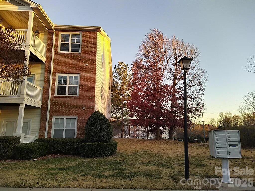2nd image of 10518 Hill Point Ct #10518, Charlotte, NC 28262 | MLS# 4418184