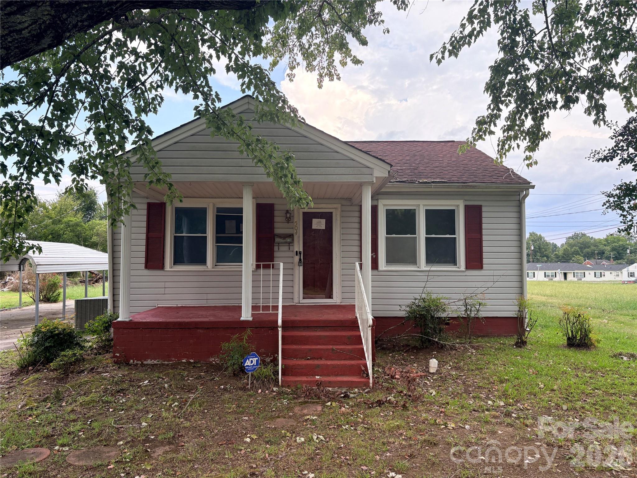 1st image of 504 Brendale Dr, Chester, SC 29706 | MLS# 4418430