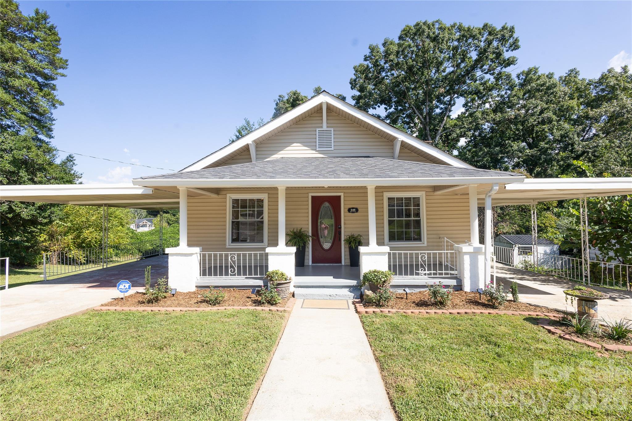 Photo 1 of Single family home for sale at 346 Park Ave, Marion, NC 28752 | MLS# 4418440 | Listing updated on 2026-09-05