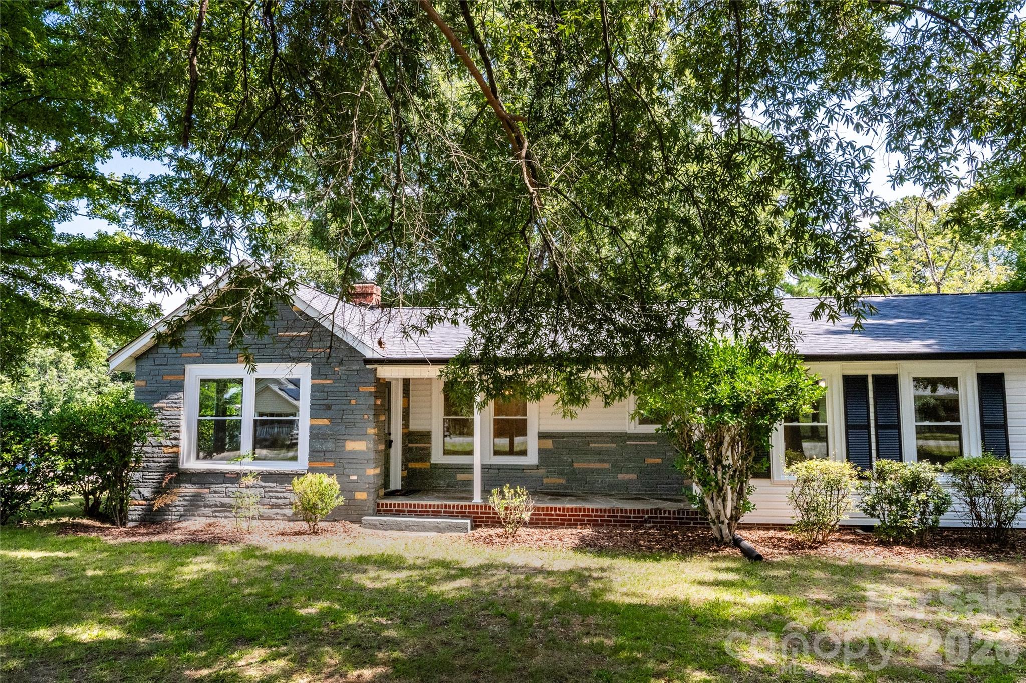 2nd image of 1224 Glenwood Ave, Salisbury, NC 28146 | MLS# 4418498