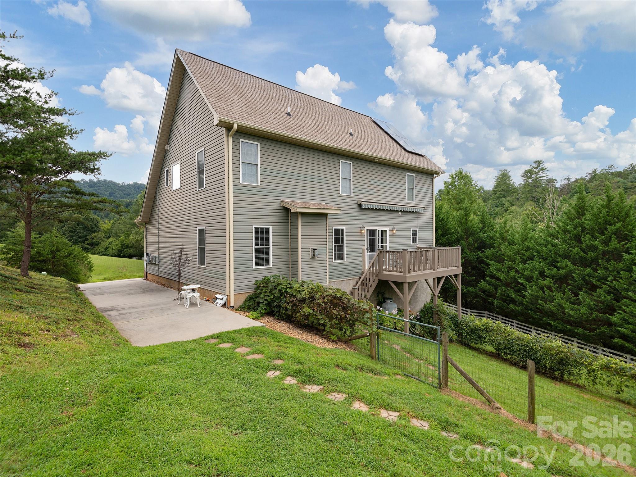 22nd image of 4 Lancaster Ln, Weaverville, NC 28787 | MLS# 4418663
