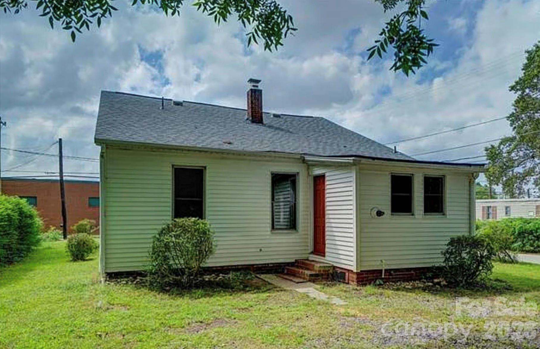 2nd image of 431 W Statesville Ave, Mooresville, NC 28115 | MLS# 4418667