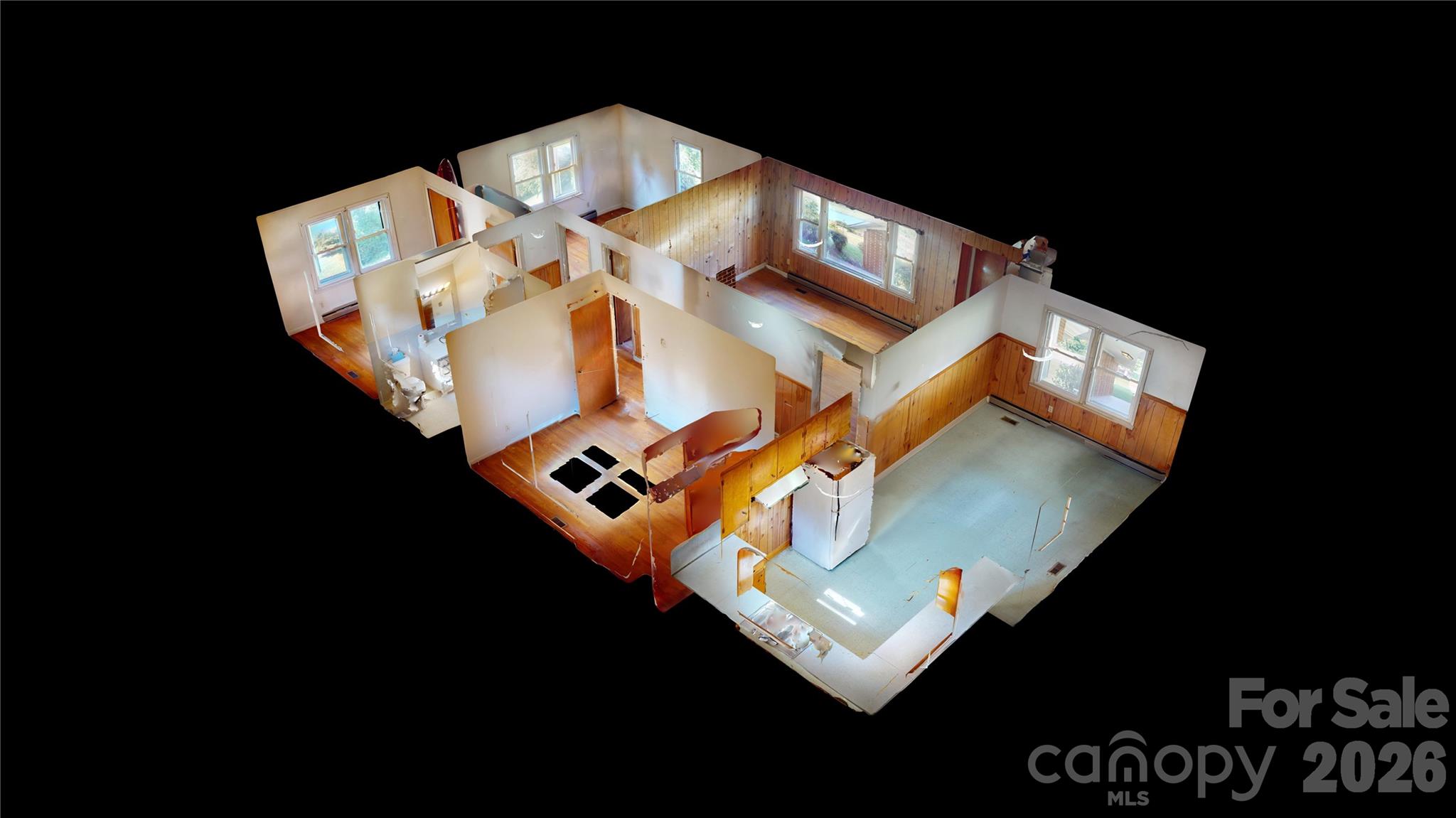 Photo 2 of Single family home for sale at 136 Marion St, Marion, NC 28752 | MLS# 4419755 | Listing updated on 2026-09-05