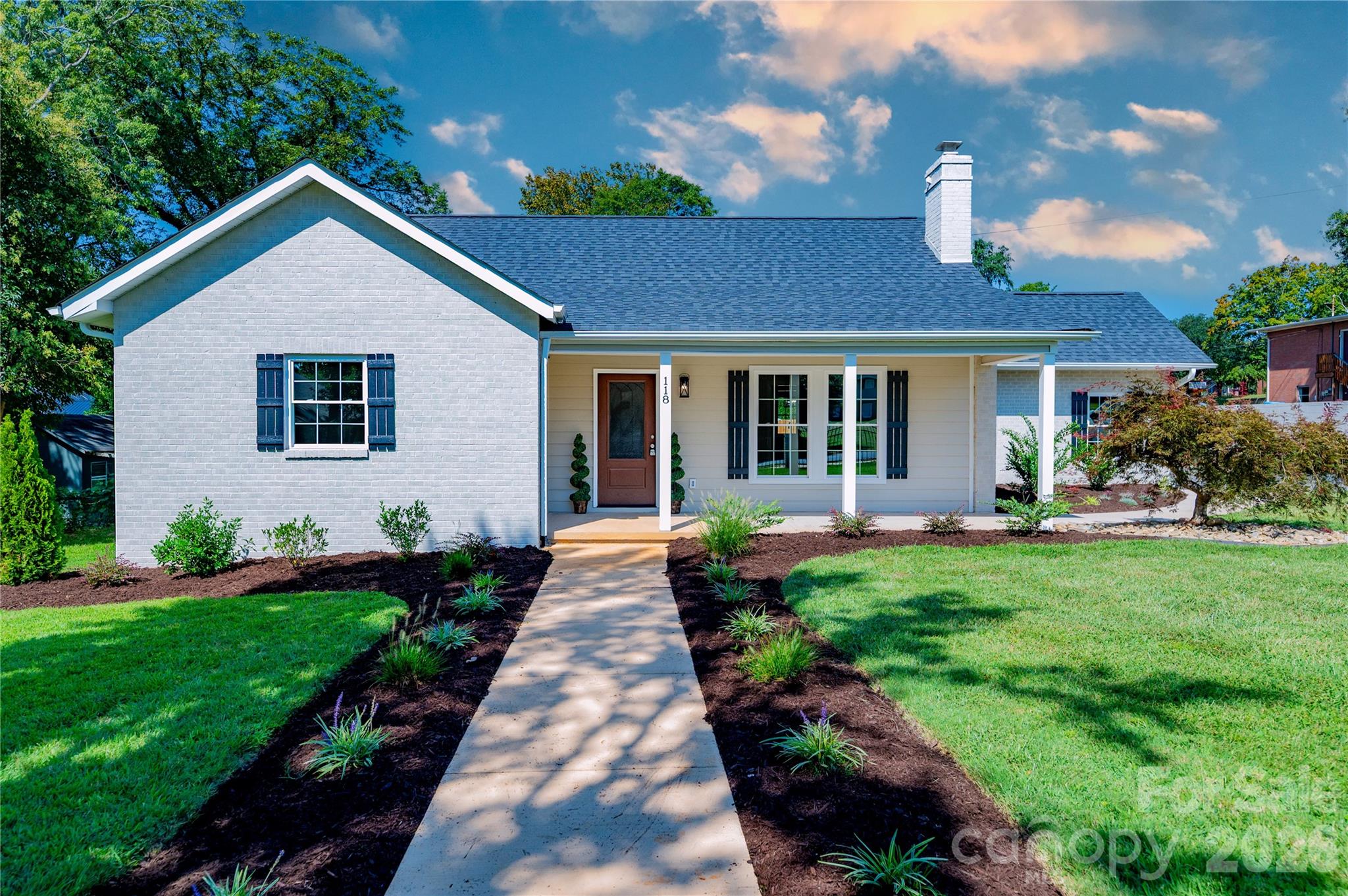 Photo 4 of Single family home for sale at 118 Alexander St, Forest City, NC 28043 | MLS# 4419932 | Listing updated on 2026-09-05