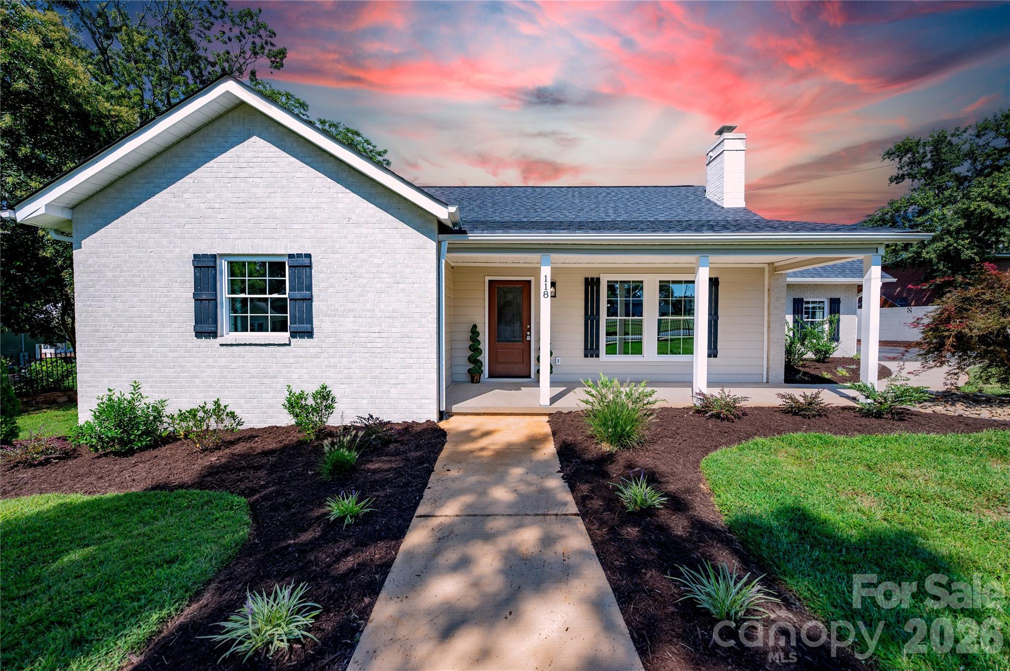 Photo 1 of Single family home for sale at 118 Alexander St, Forest City, NC 28043 | MLS# 4419932 | Listing updated on 2026-09-05
