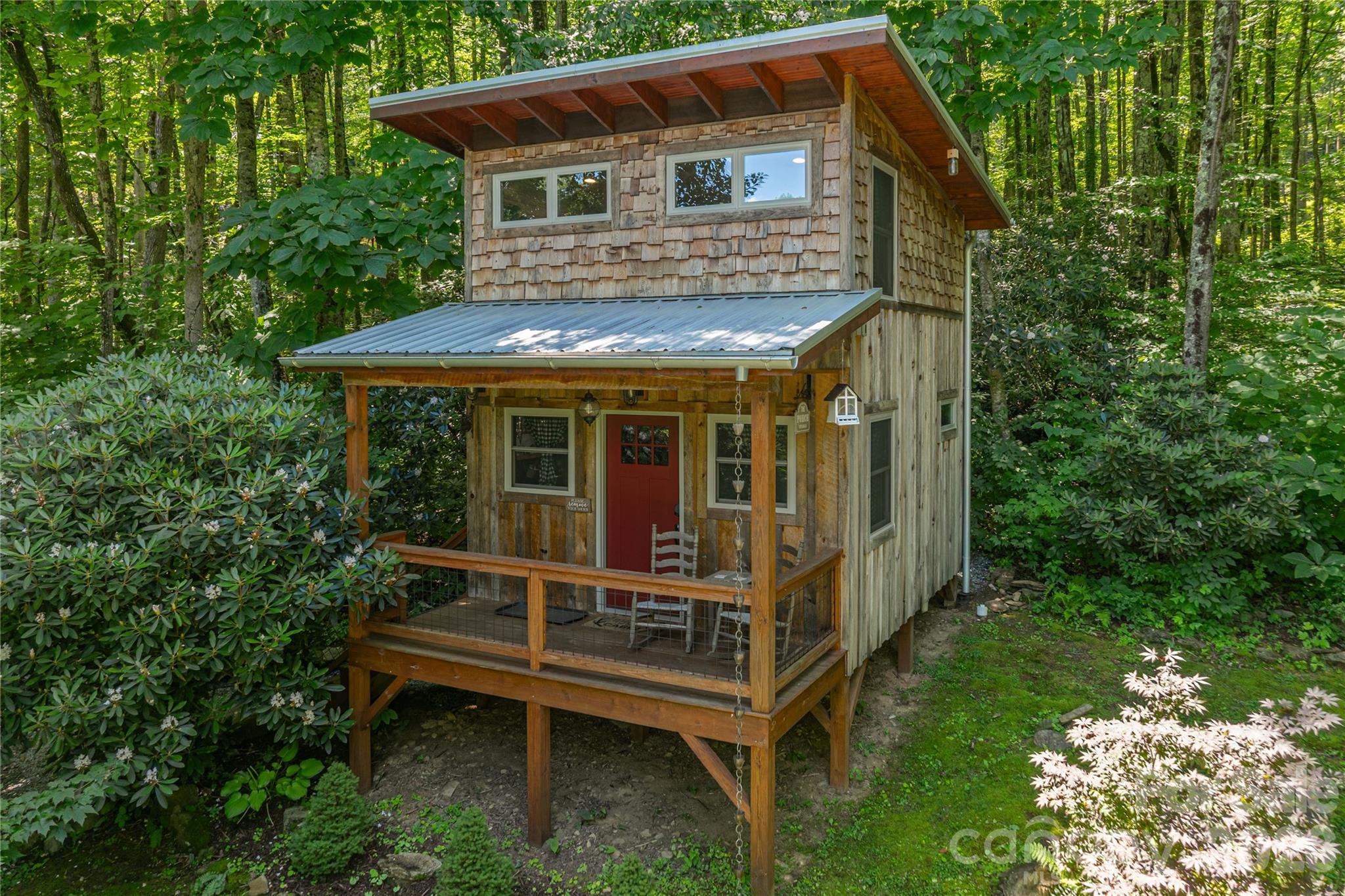 Photo 2 of Single family home for sale at 477 Locust Dr, Maggie Valley, NC 28751 | MLS# 4420658 | Listing updated on 2026-09-05